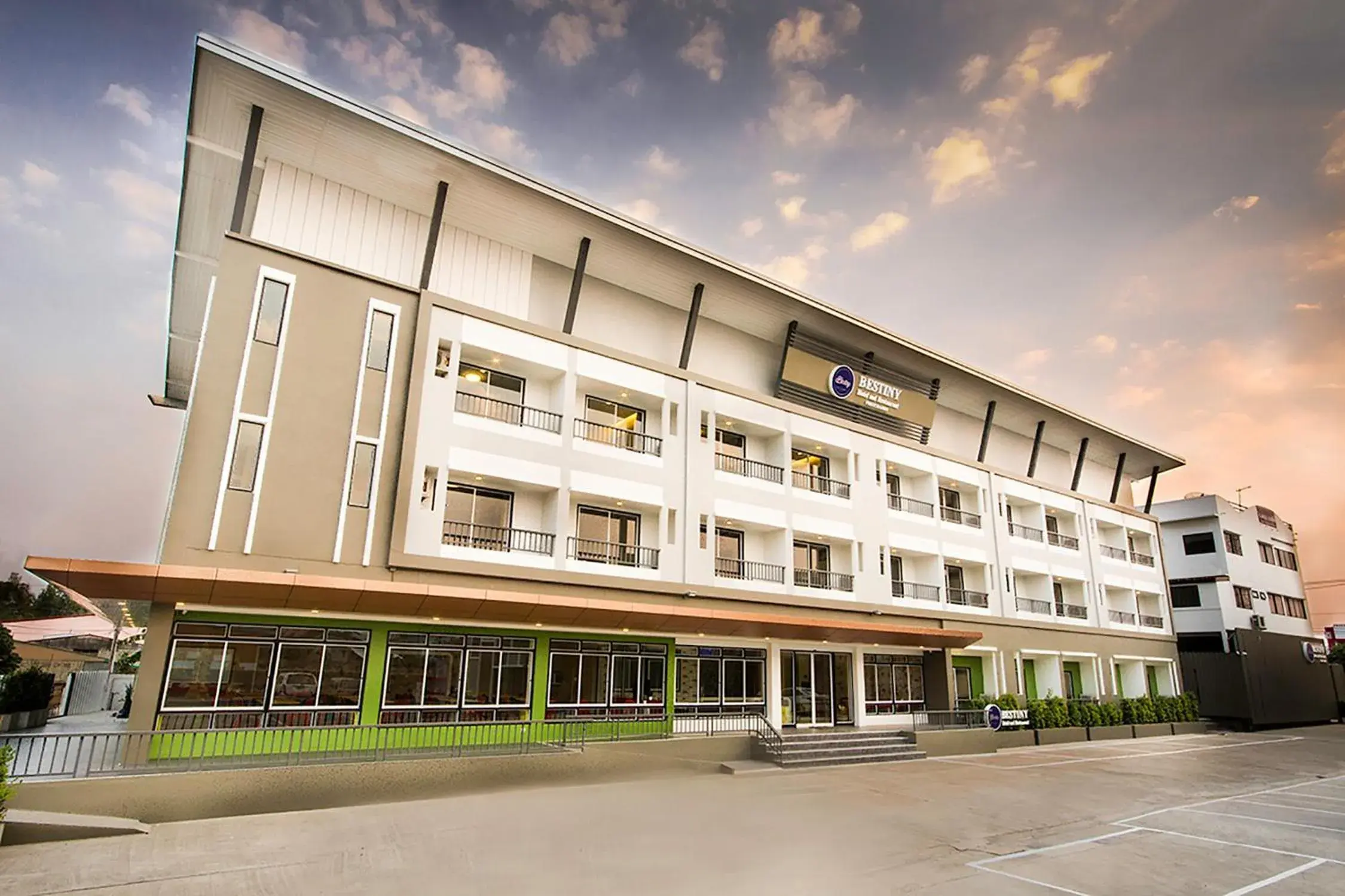 Property building in Bestiny Hotel & Restaurant Phetchabun Property building in Bestiny Hotel & Restaurant Phetchabun