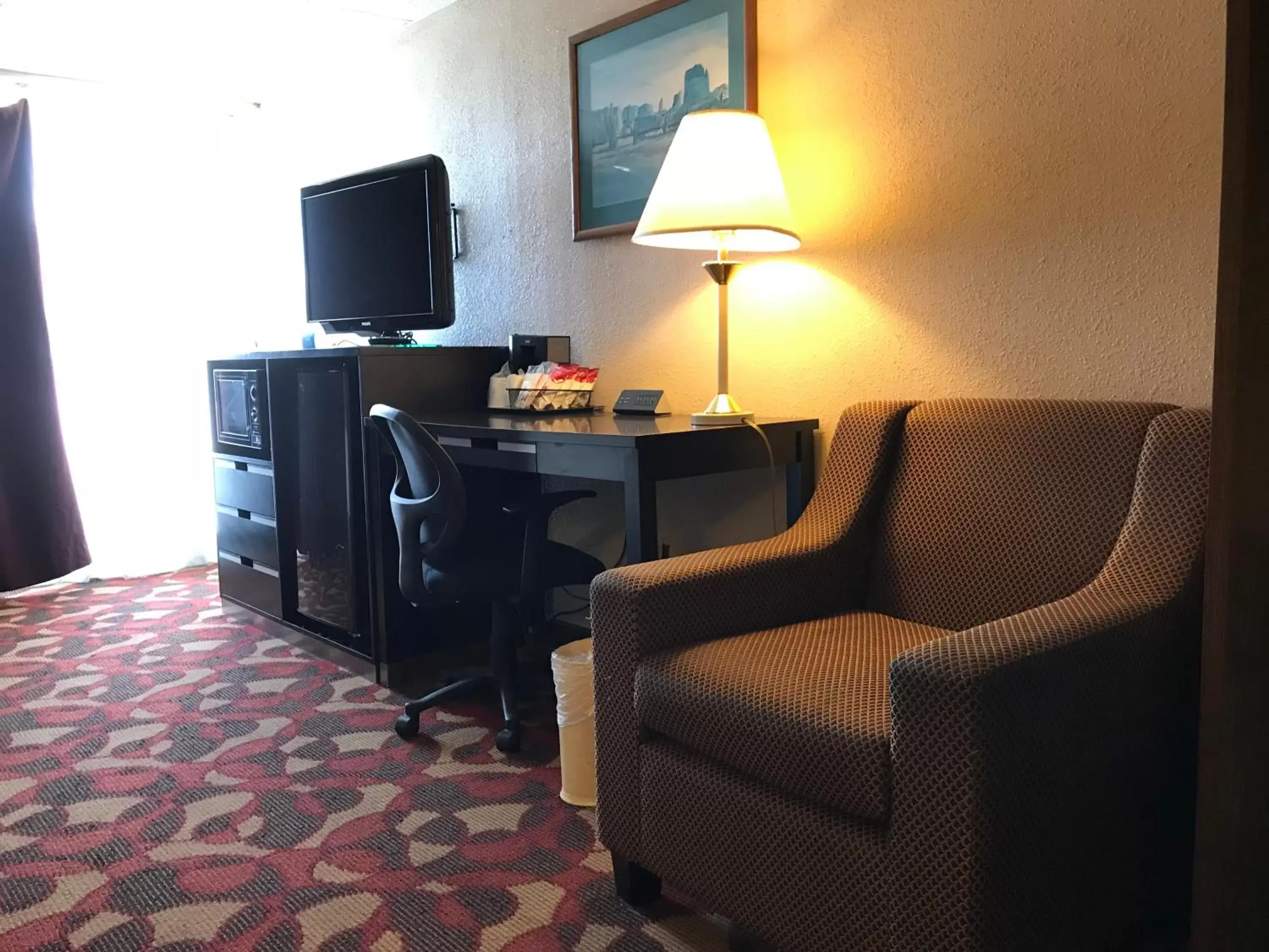 TV and multimedia, TV/Entertainment Center in Days Inn By Wyndham Carlisle North