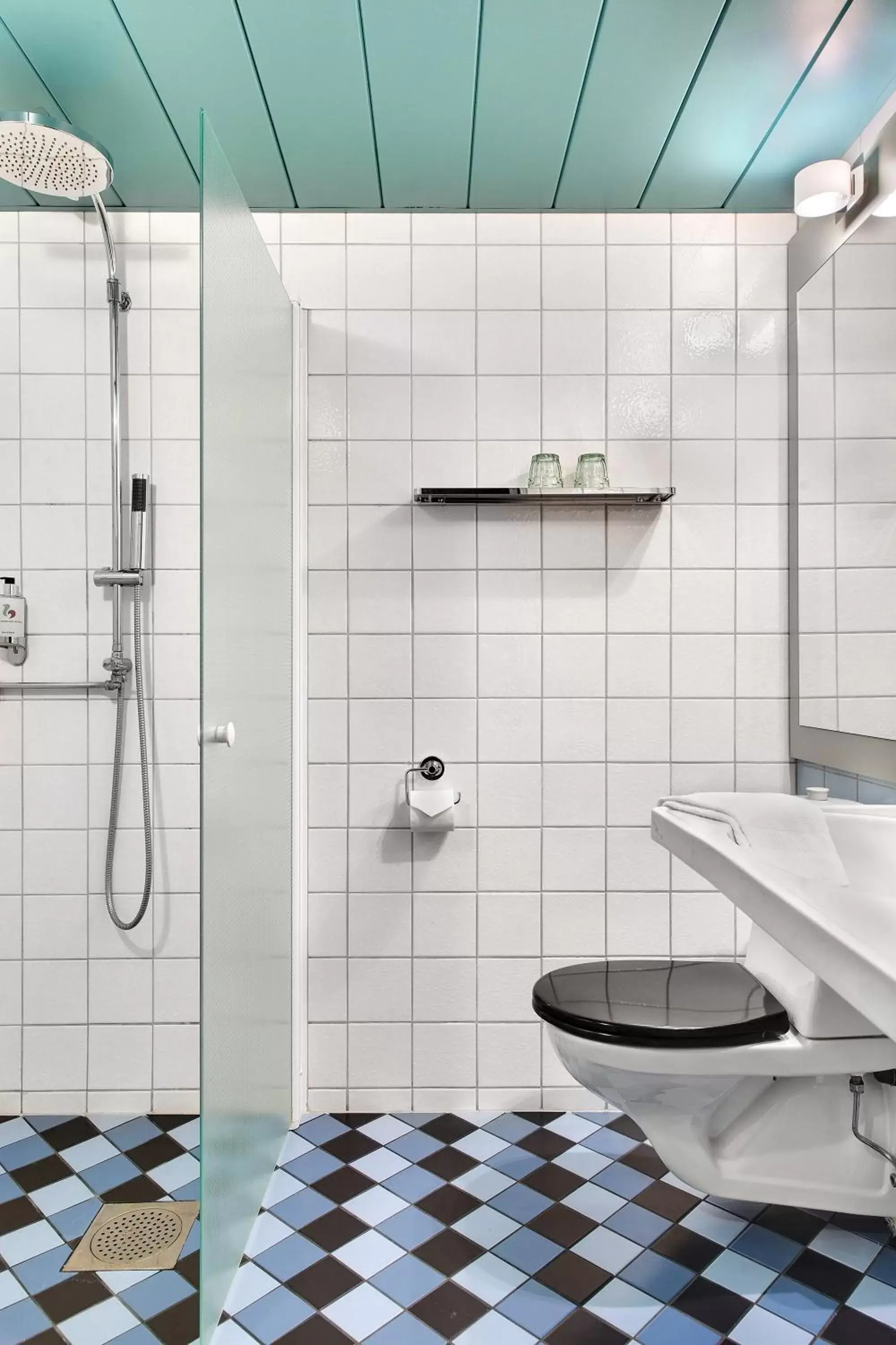 Bathroom in Good Morning + Helsingborg