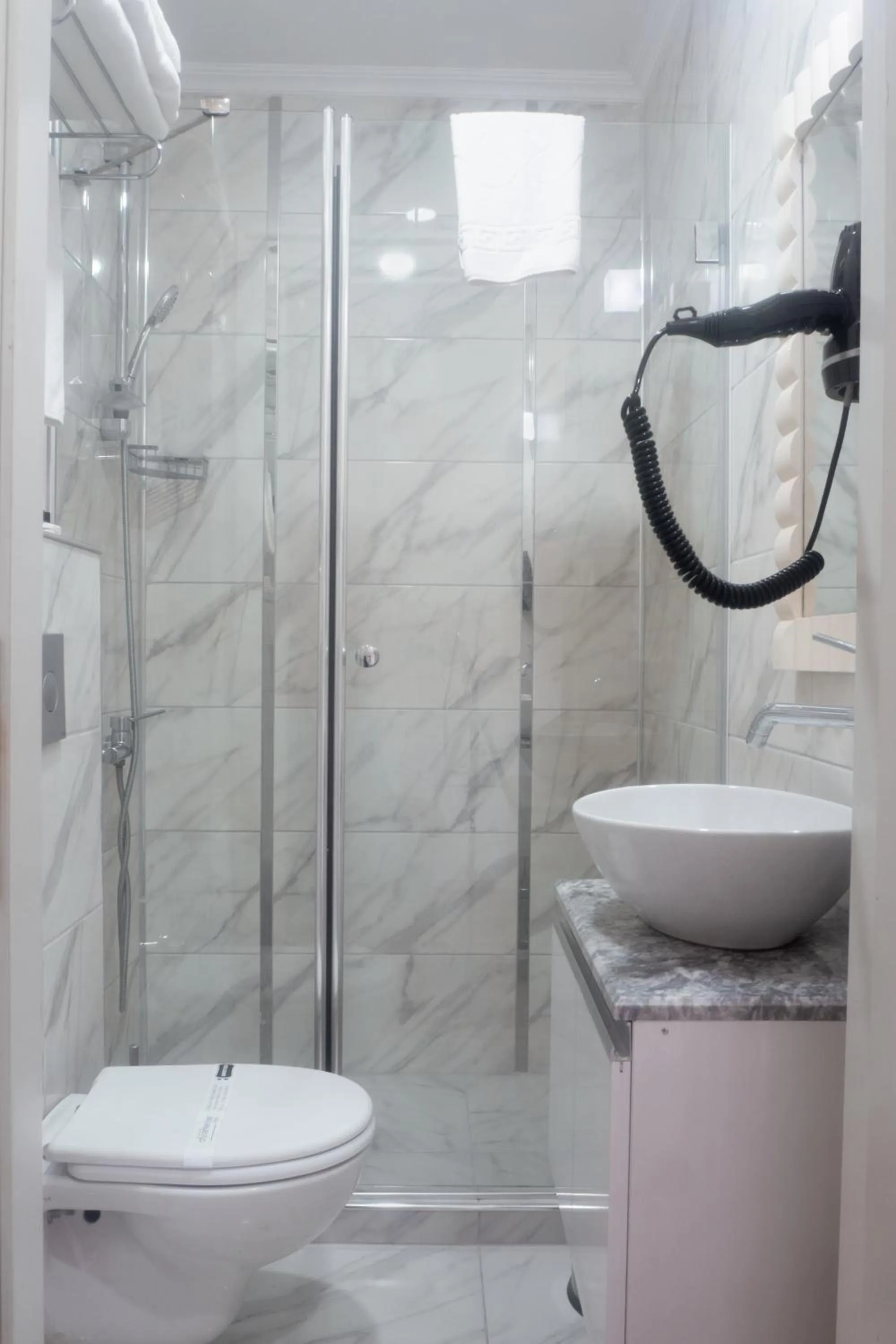 Toilet in City Center Hotel Taksim İstanbul