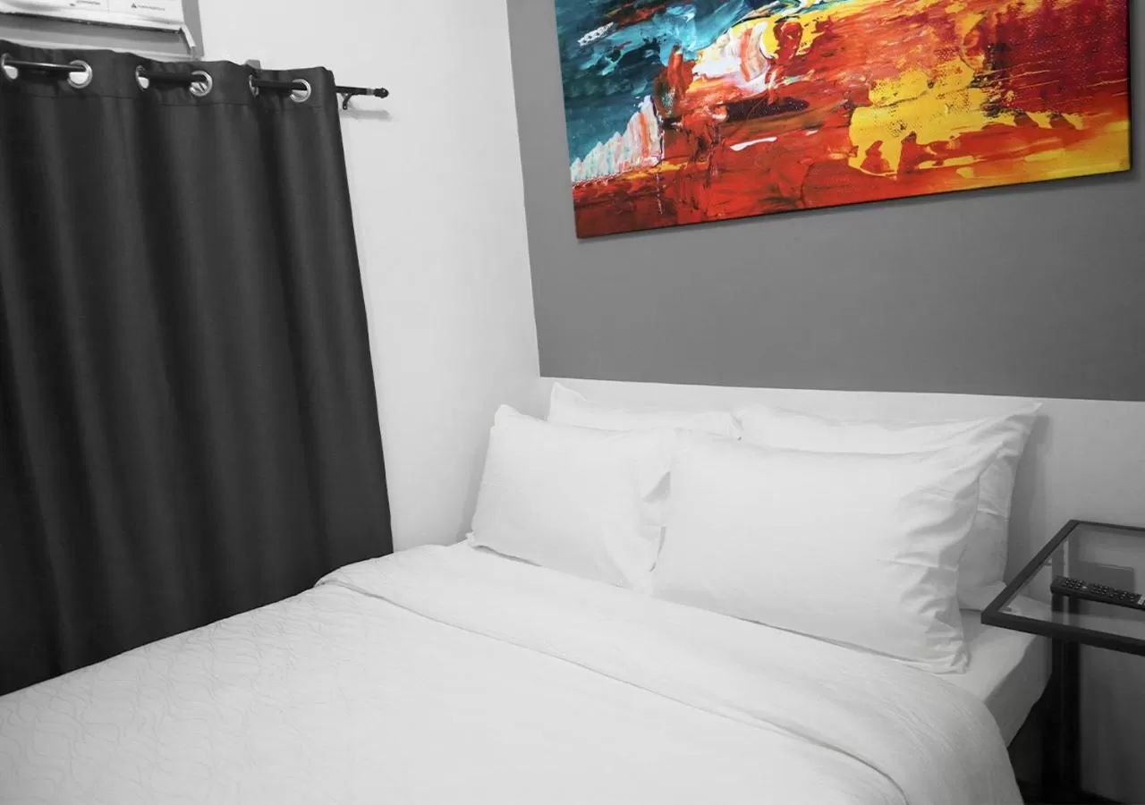 Bed in mySTAY Hotel BGC South