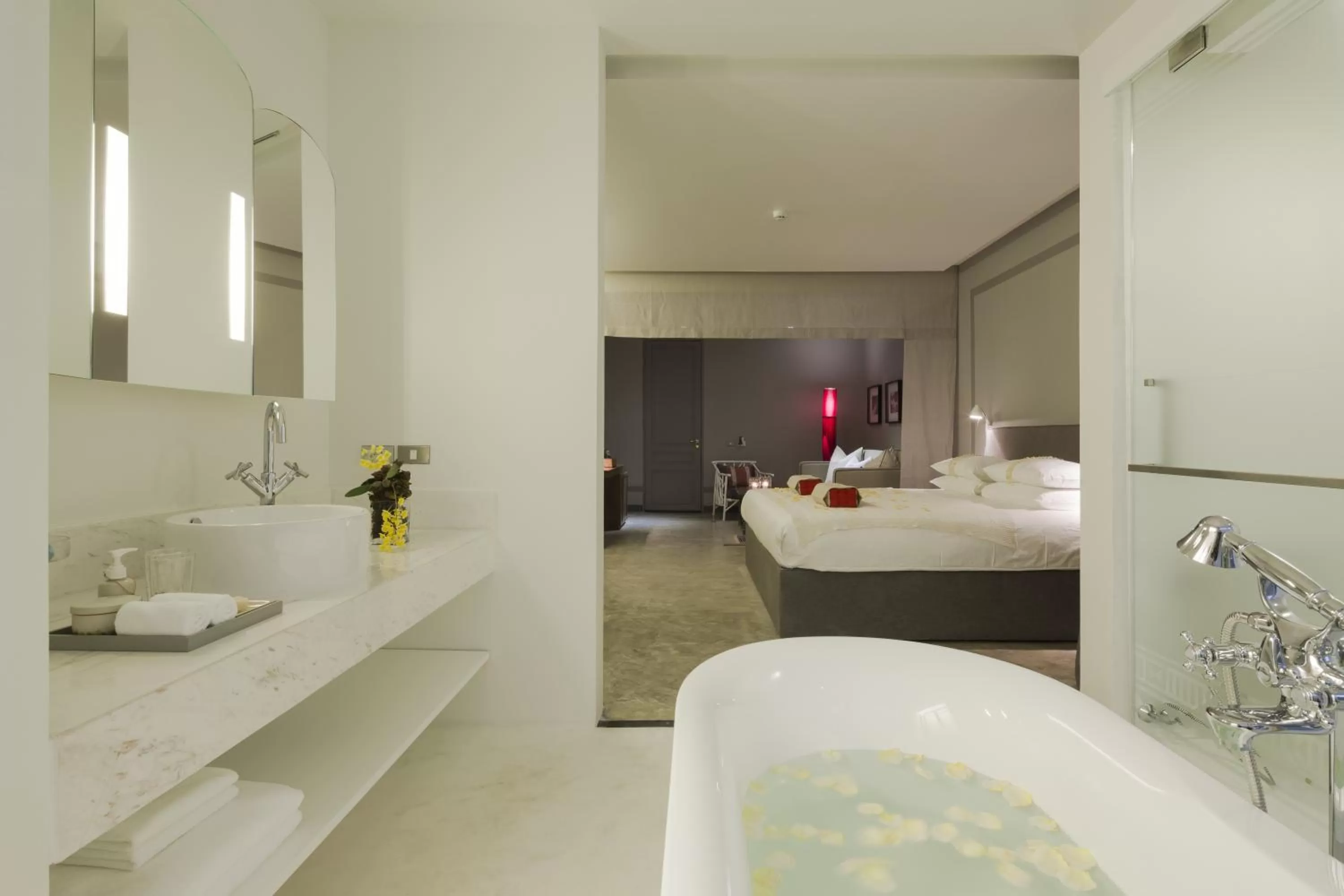 Shower, Bed in Sala Lanna Chiang Mai