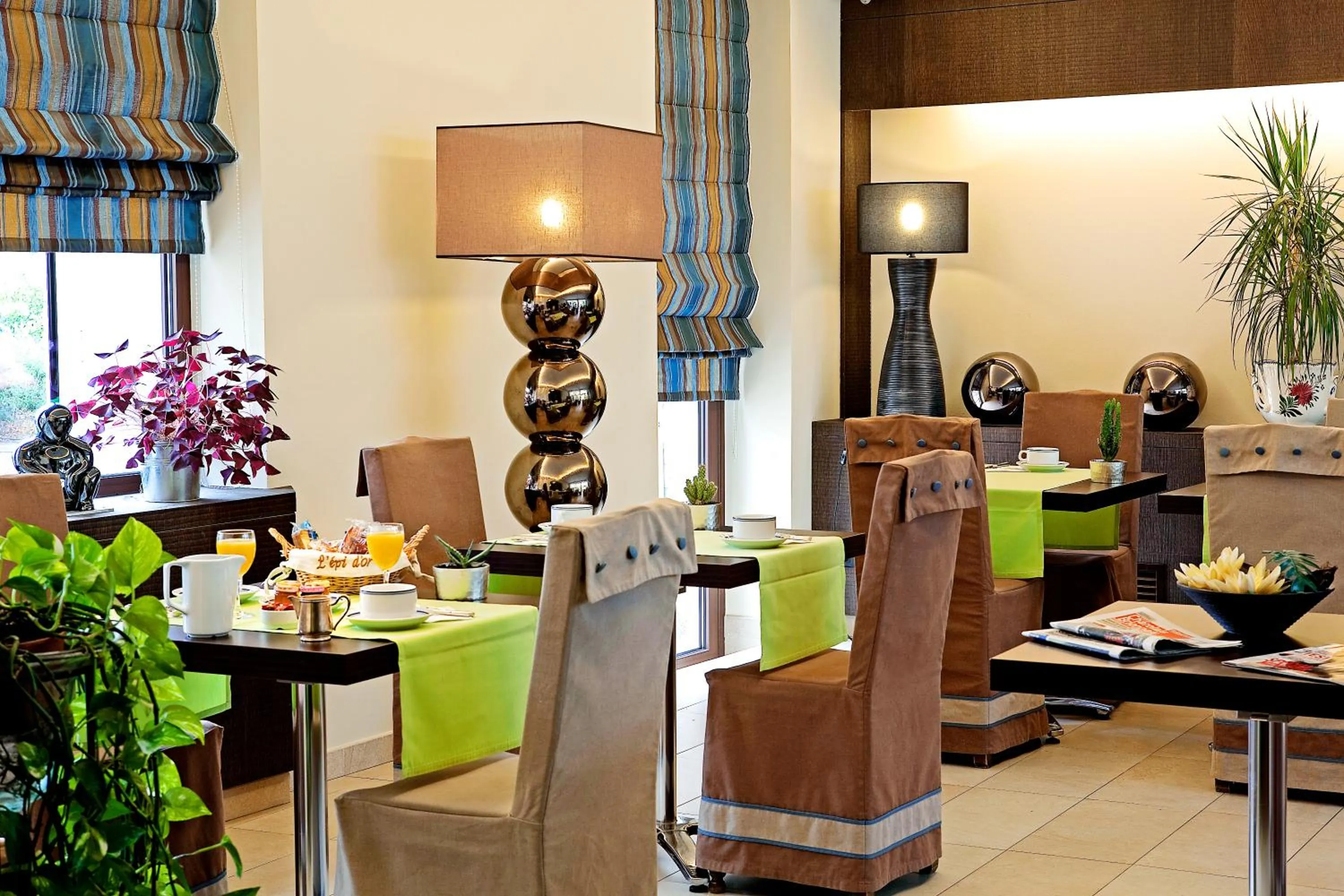 Restaurant/places to eat in Hostellerie des Trois Pigeons, Paray-le-Monial