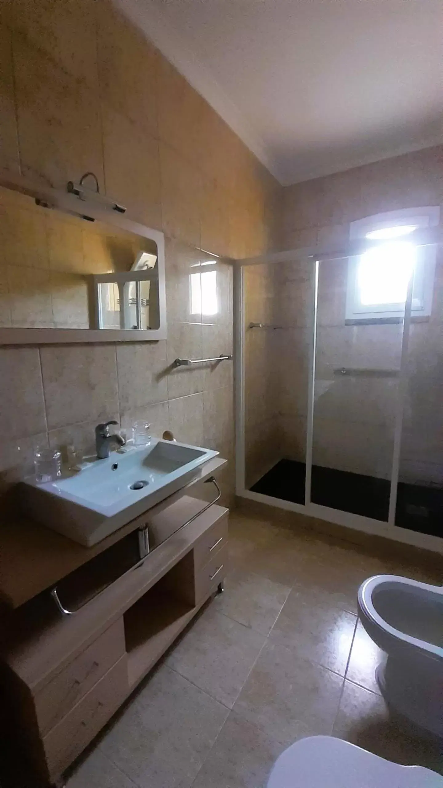 Shower, Bathroom in A Flor da Rosa