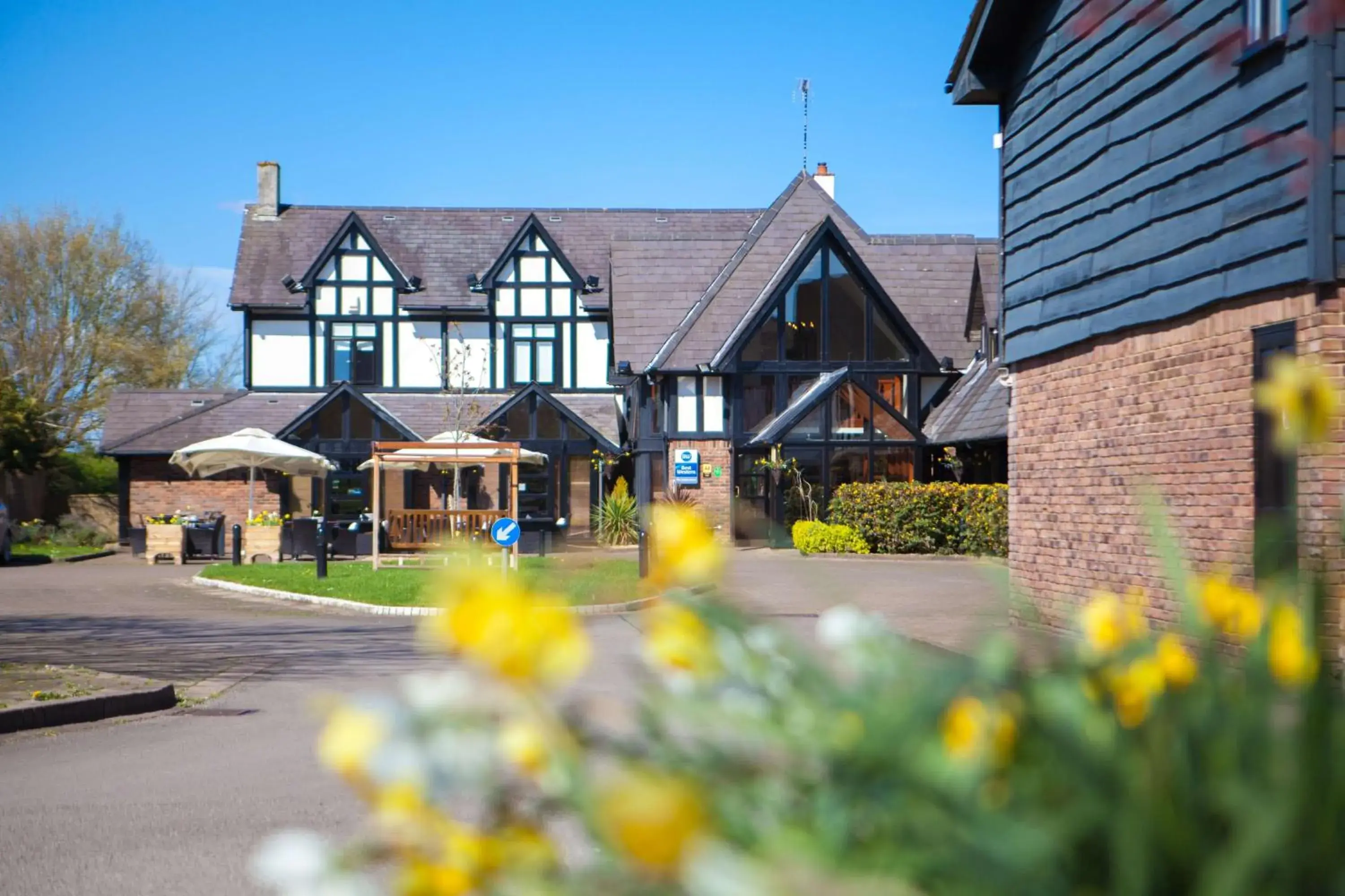 Property Building in Best Western Gables Hotel