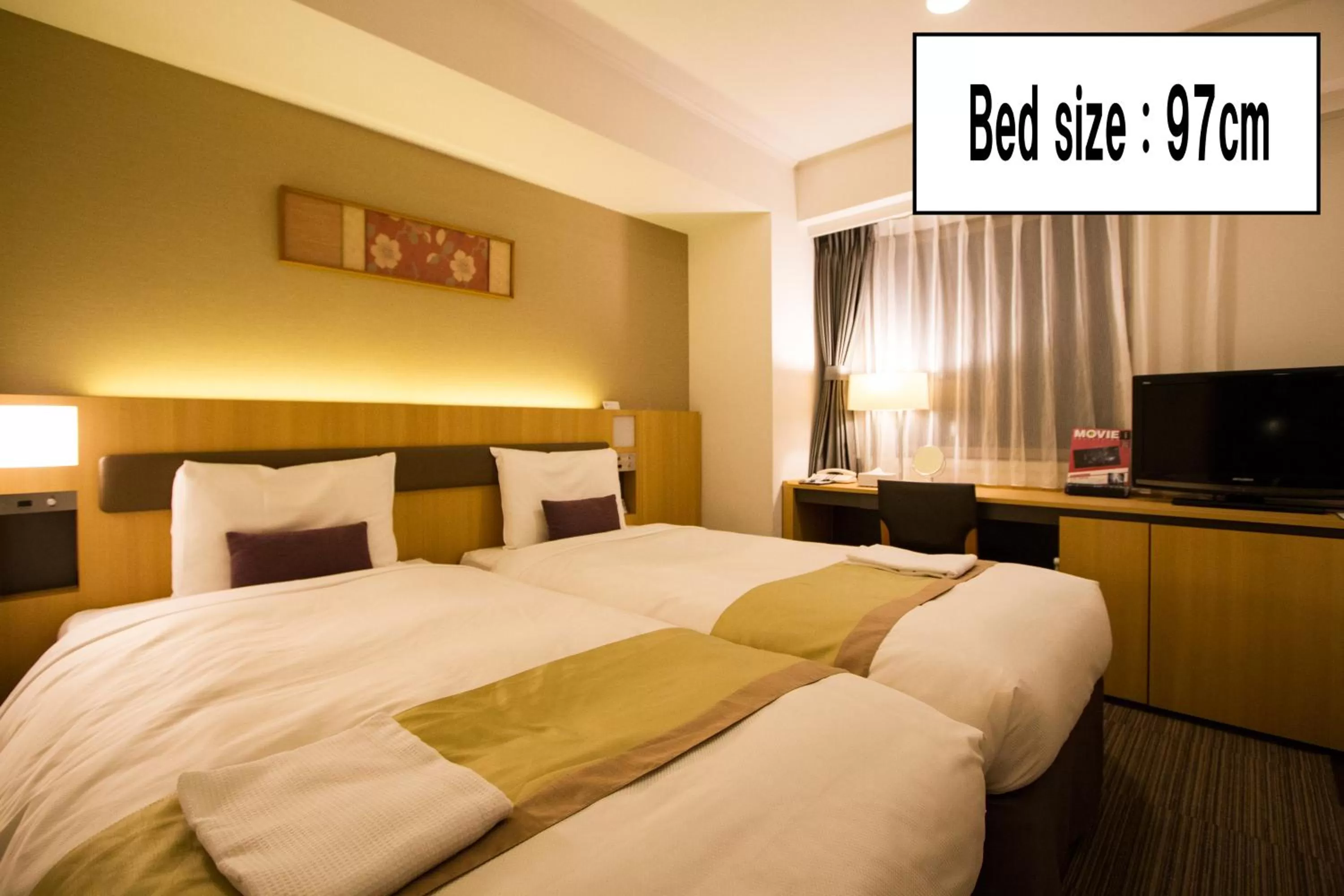 Photo of the whole room, Bed in Hotel Sunroute Asakusa