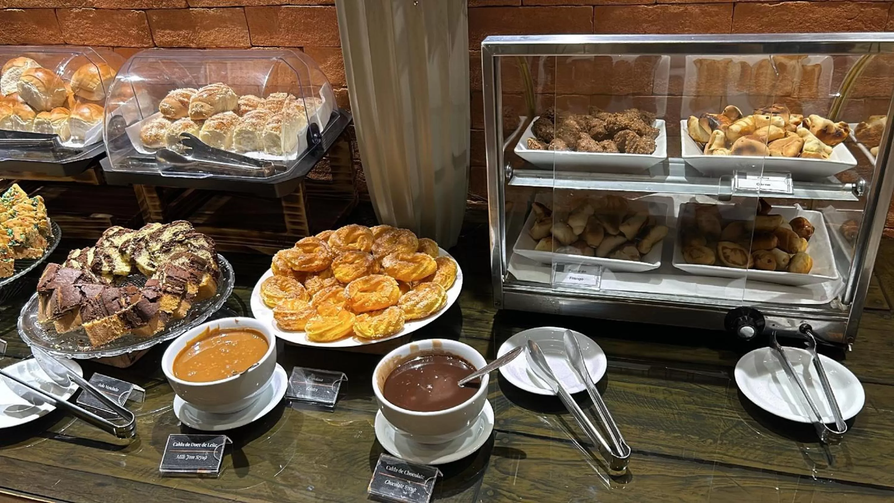 Breakfast in Jade Hotel Brasília