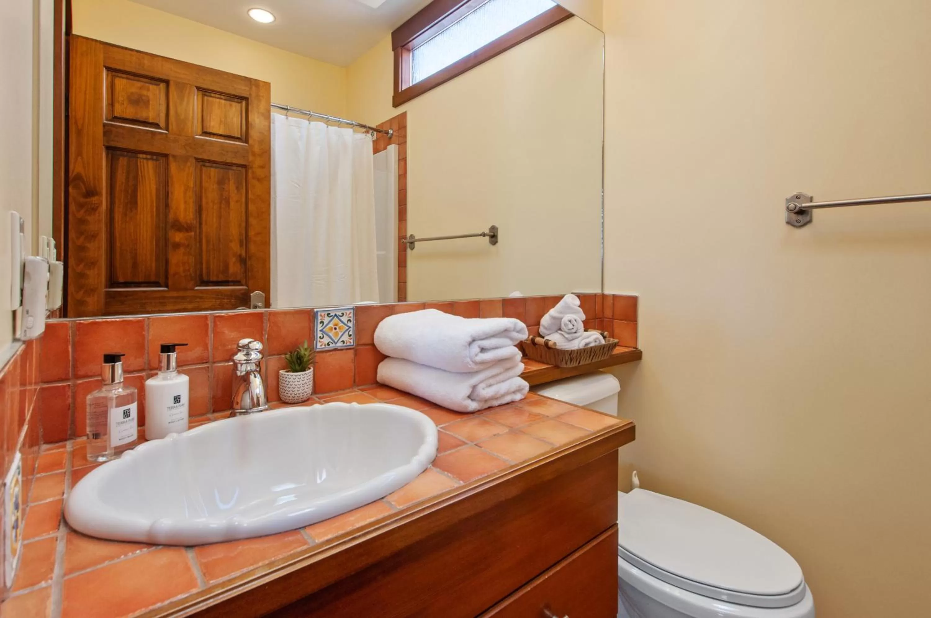Bathroom in Casa Grande Inn & Suites