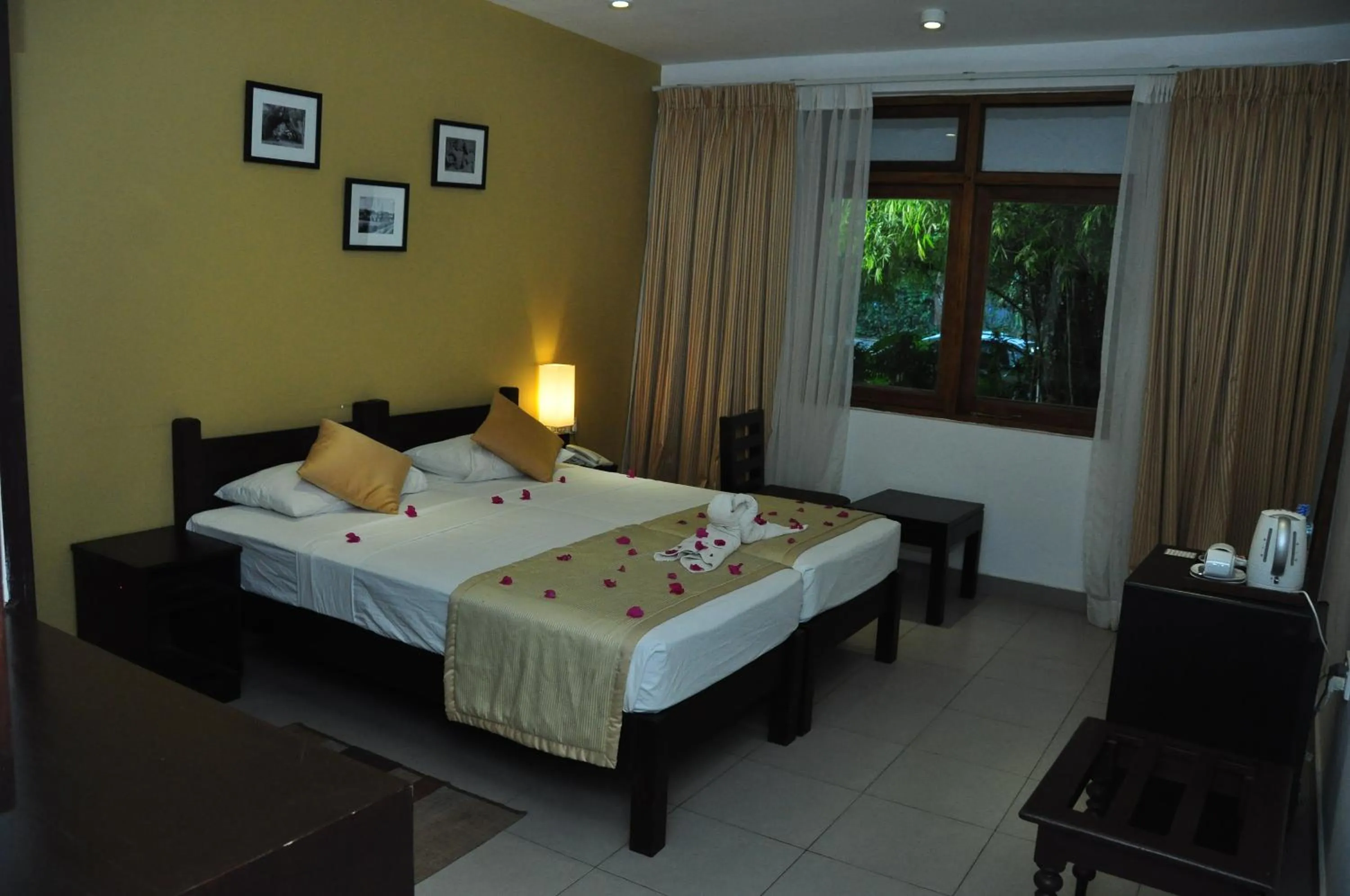 Bed in The Lakeside at Nuwarawewa