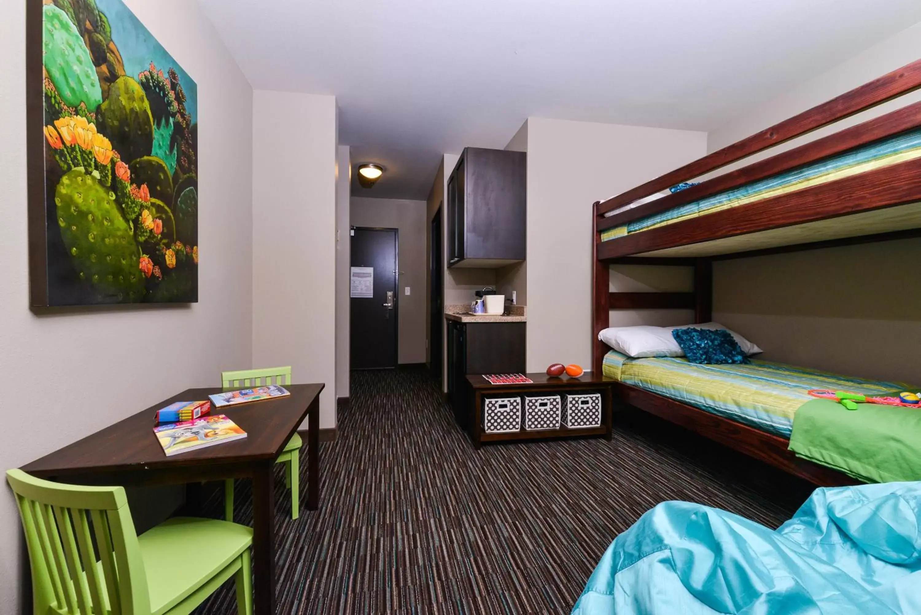 Photo of the whole room, Bunk Bed in Holiday Inn Express Indio, an IHG Hotel