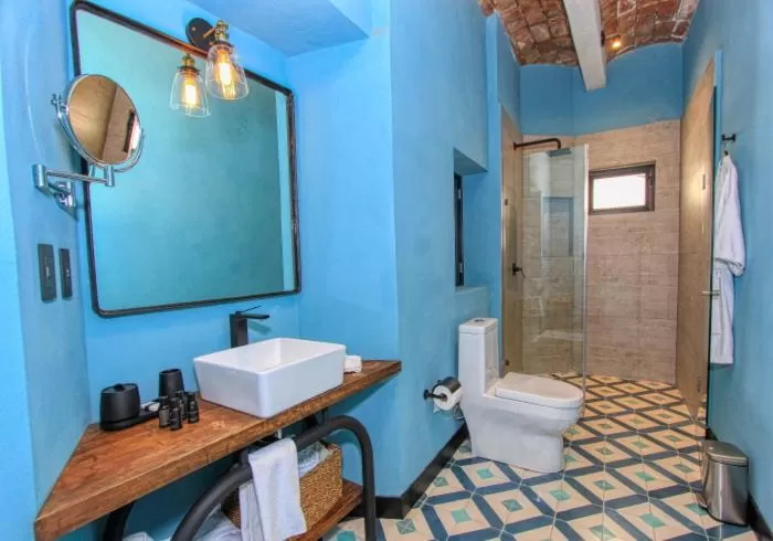 Antigua Trece Hotel Fusión