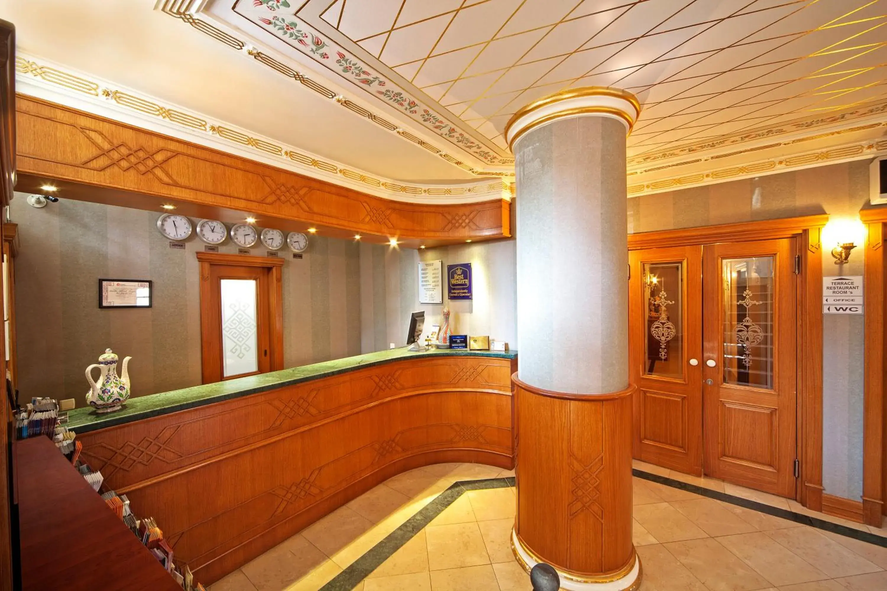 Lobby or reception, Lobby/Reception in Azade Hotel Istanbul