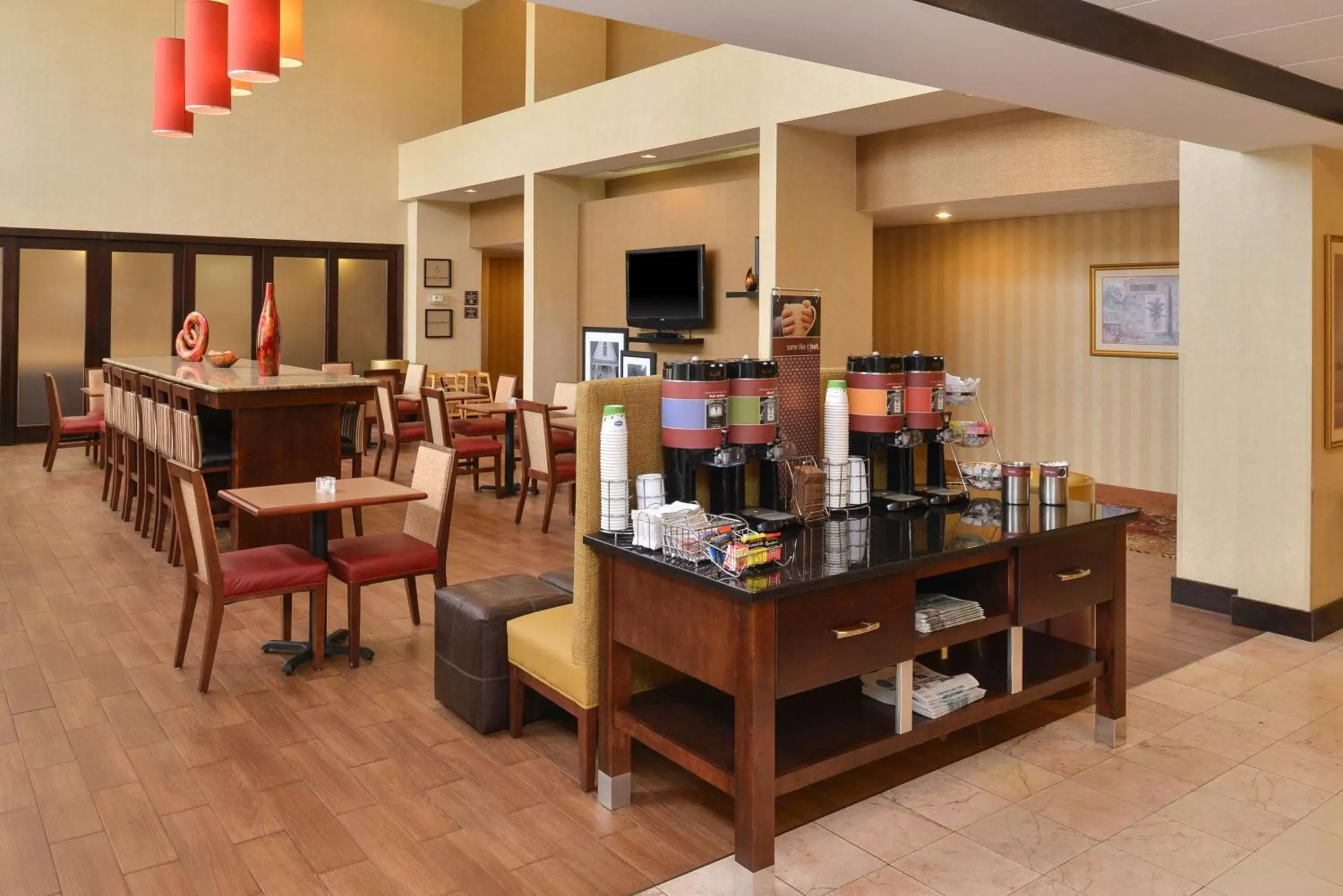 Dining area, Restaurant/Places to Eat in Hampton Inn Selma