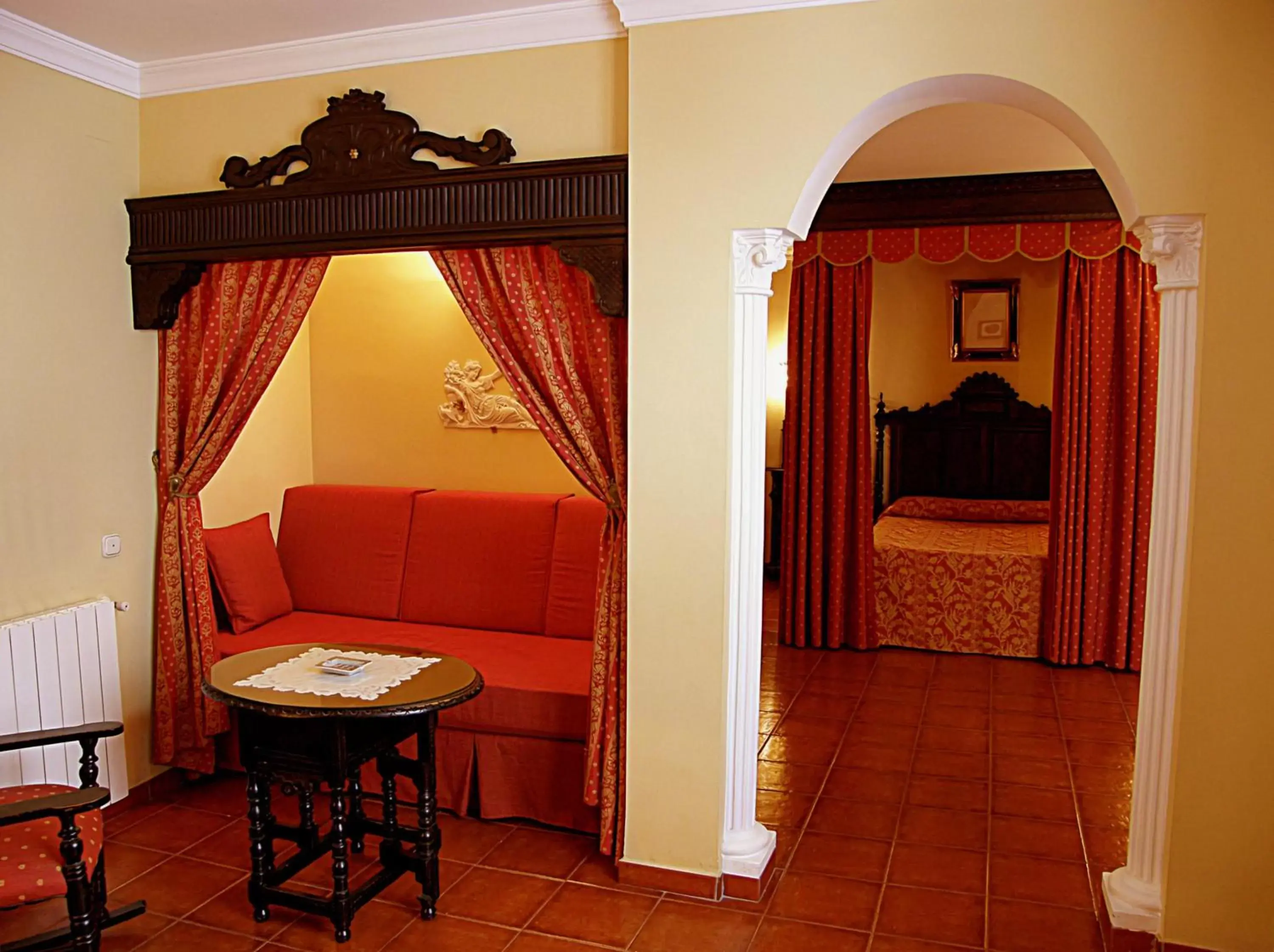 Bed, Seating Area in Hotel Soho Boutique Palacio San Gabriel