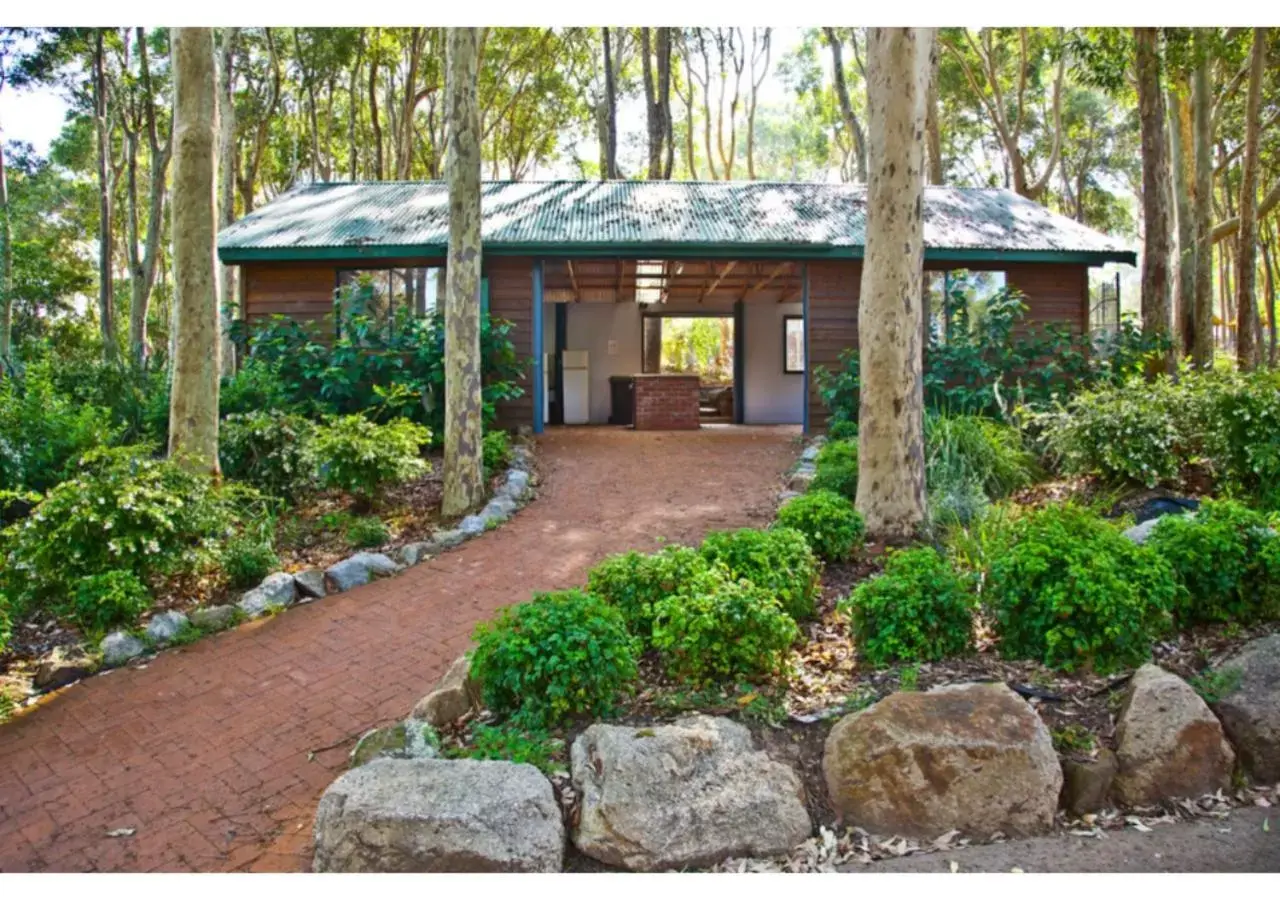 Garden view, Property Building in Discovery Parks - Narooma Beach