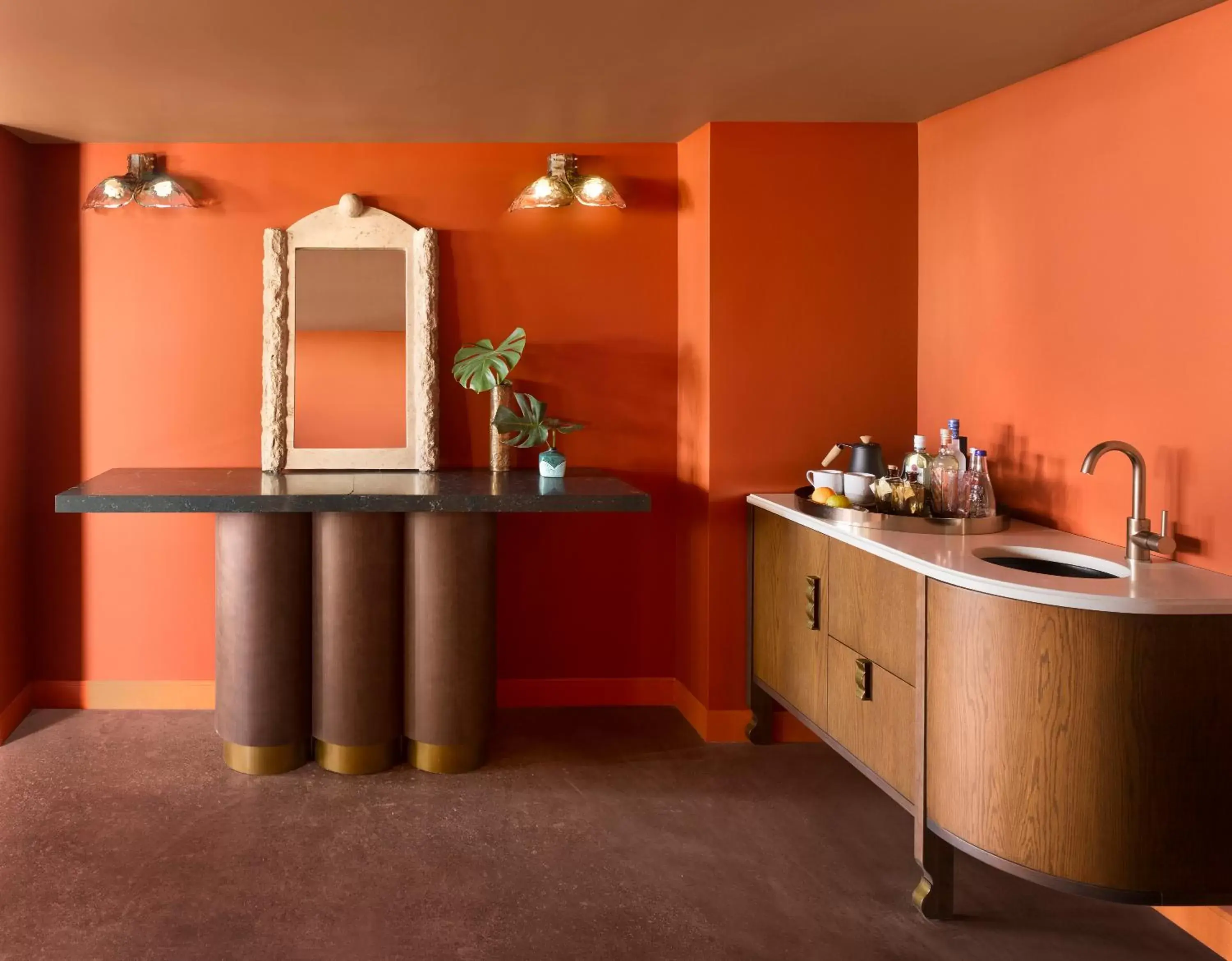 Bathroom, Kitchen/Kitchenette in Mayfair House Hotel & Garden