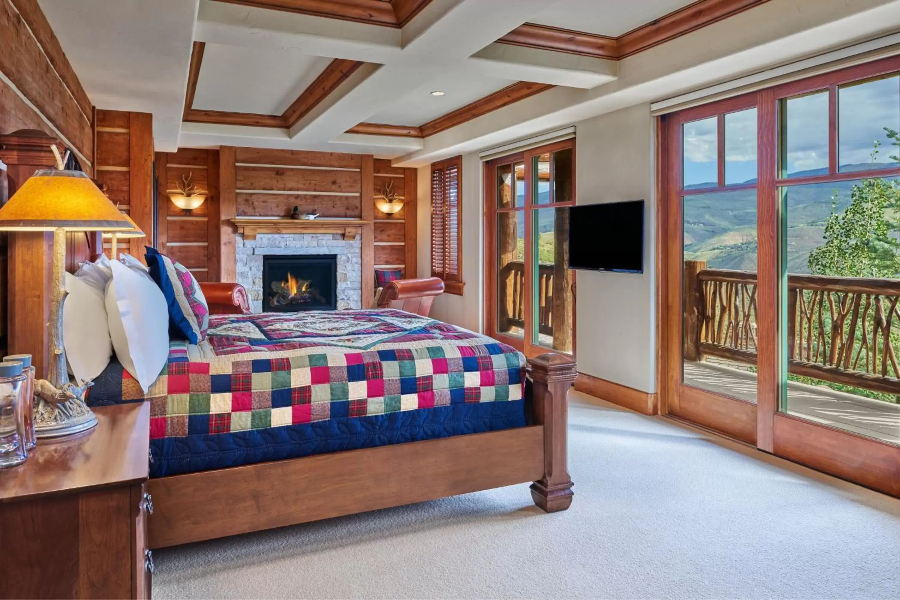 Bedroom, Bed in The Ritz-Carlton, Bachelor Gulch