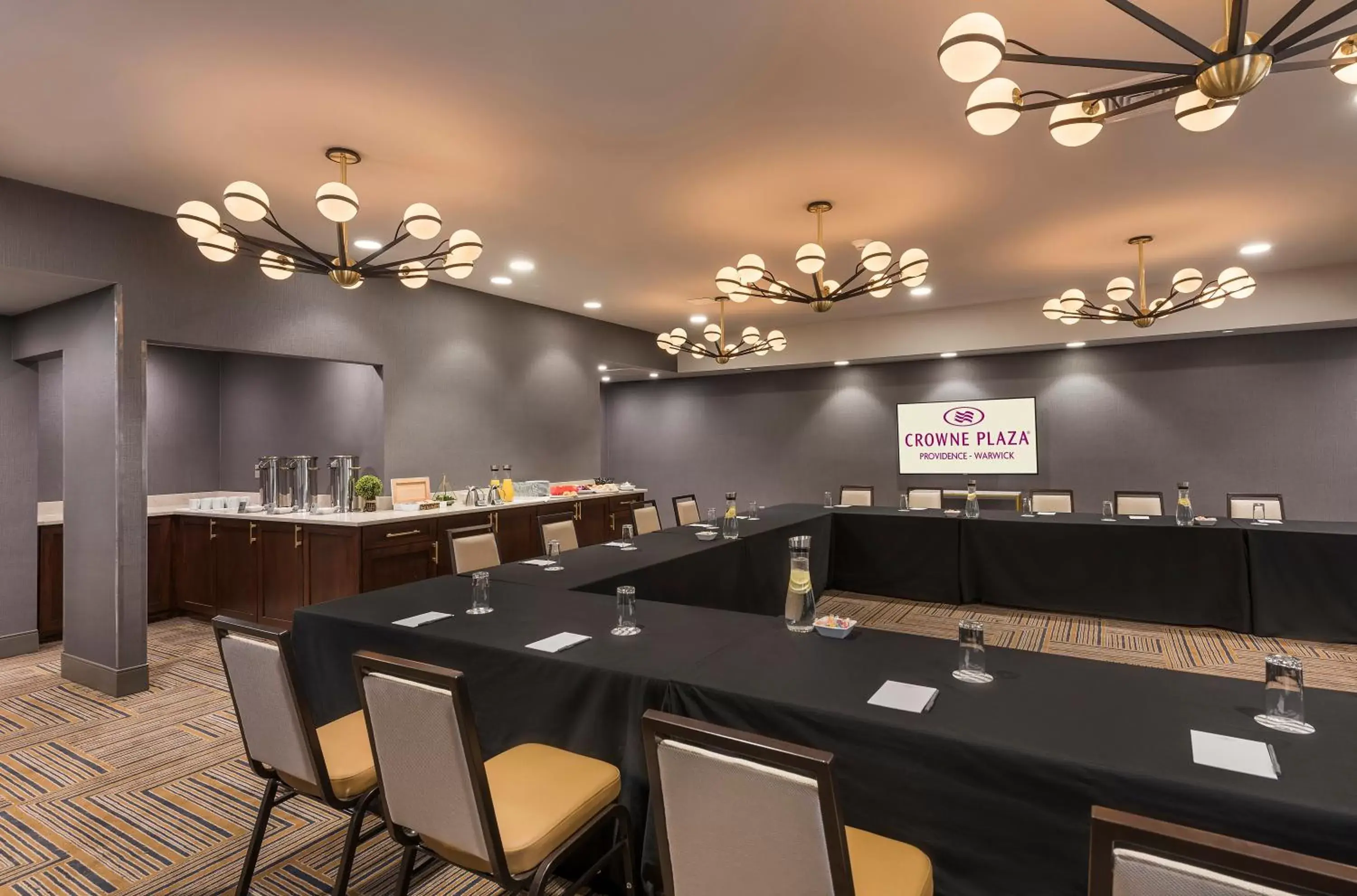 Meeting/conference room in Crowne Plaza Providence-Warwick (Airport), an IHG Hotel