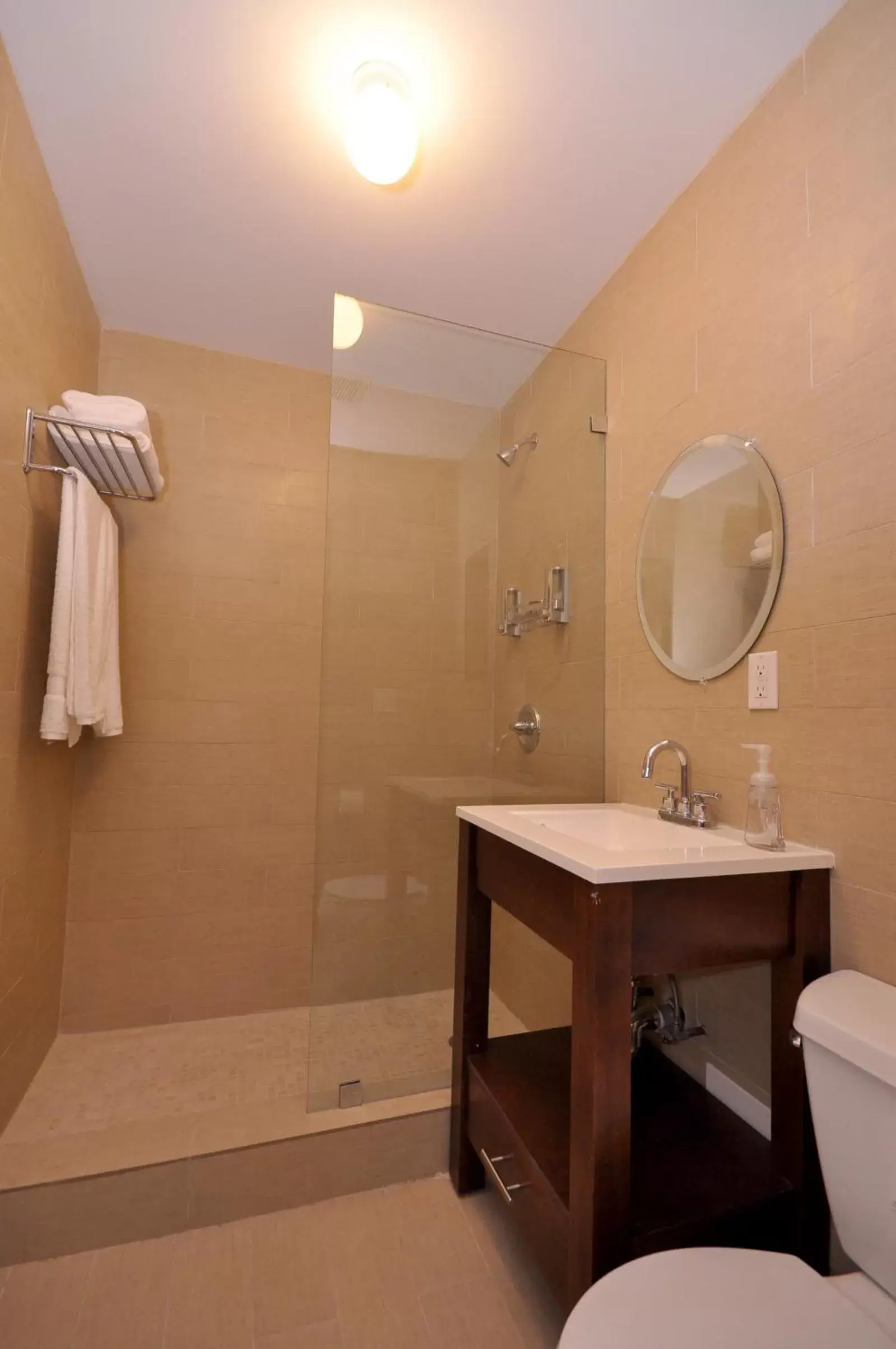 Bathroom in Hotel Five44