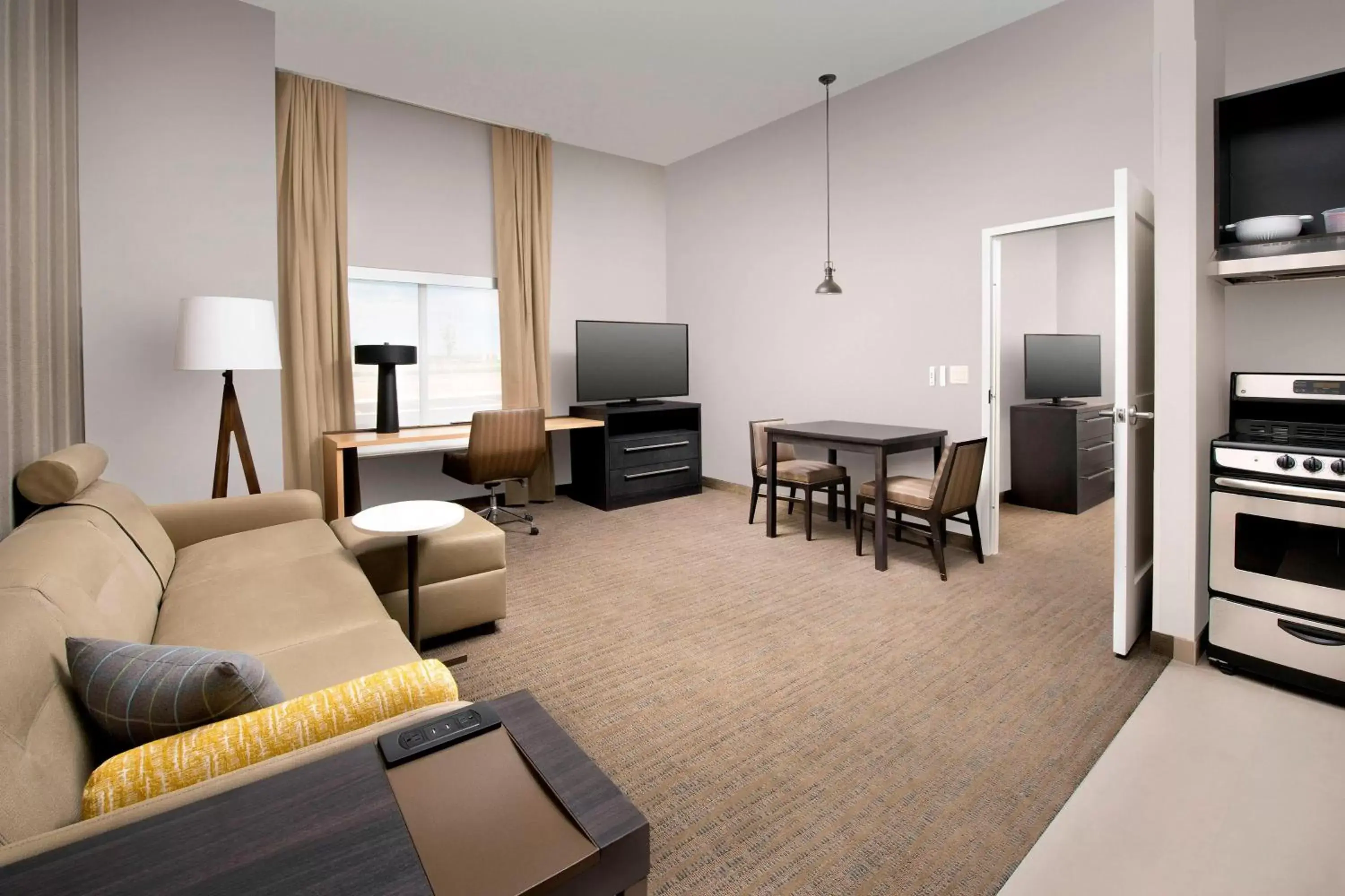 Bedroom, Seating Area in Residence Inn by Marriott Denver Airport/Convention Center