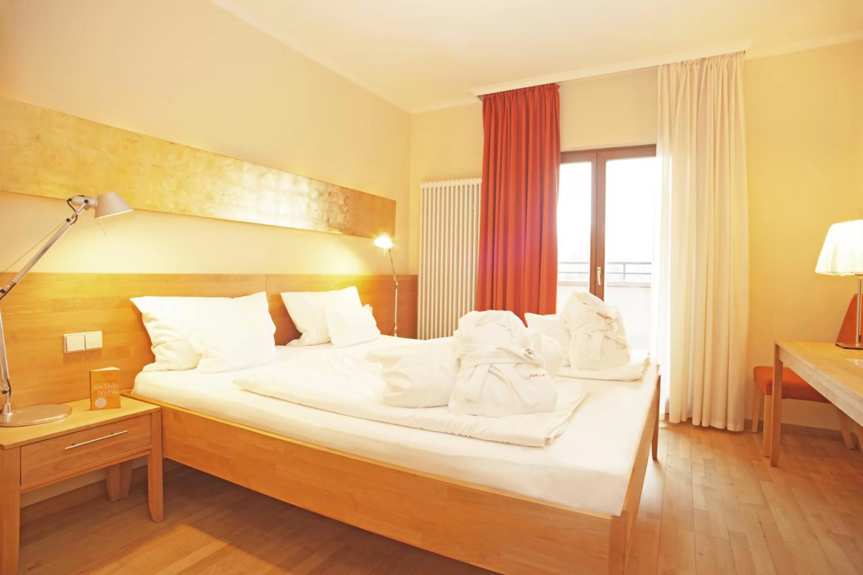 Bed in Bio Thermalhotel Falkenhof