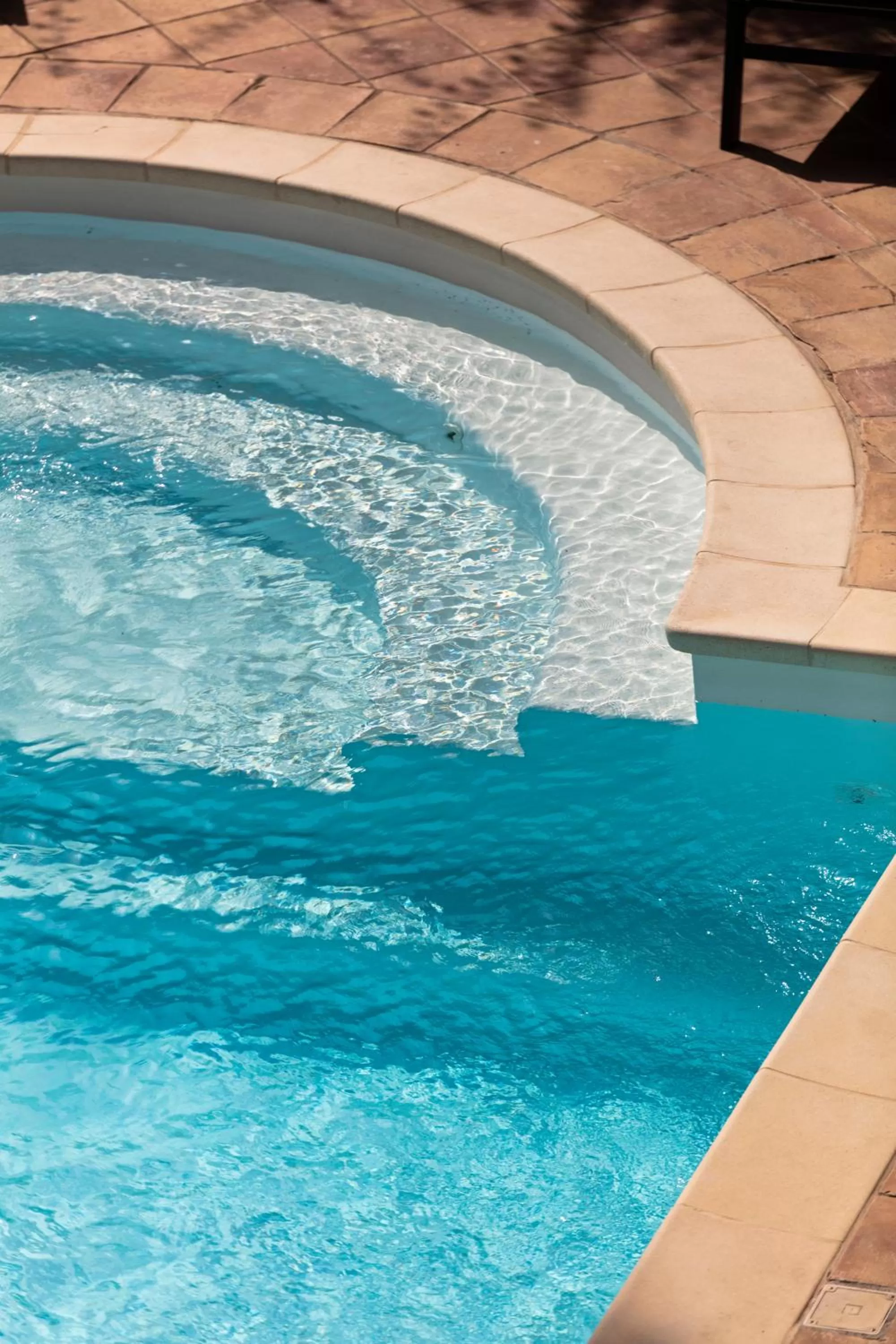 Swimming pool in Hôtel l'Arena