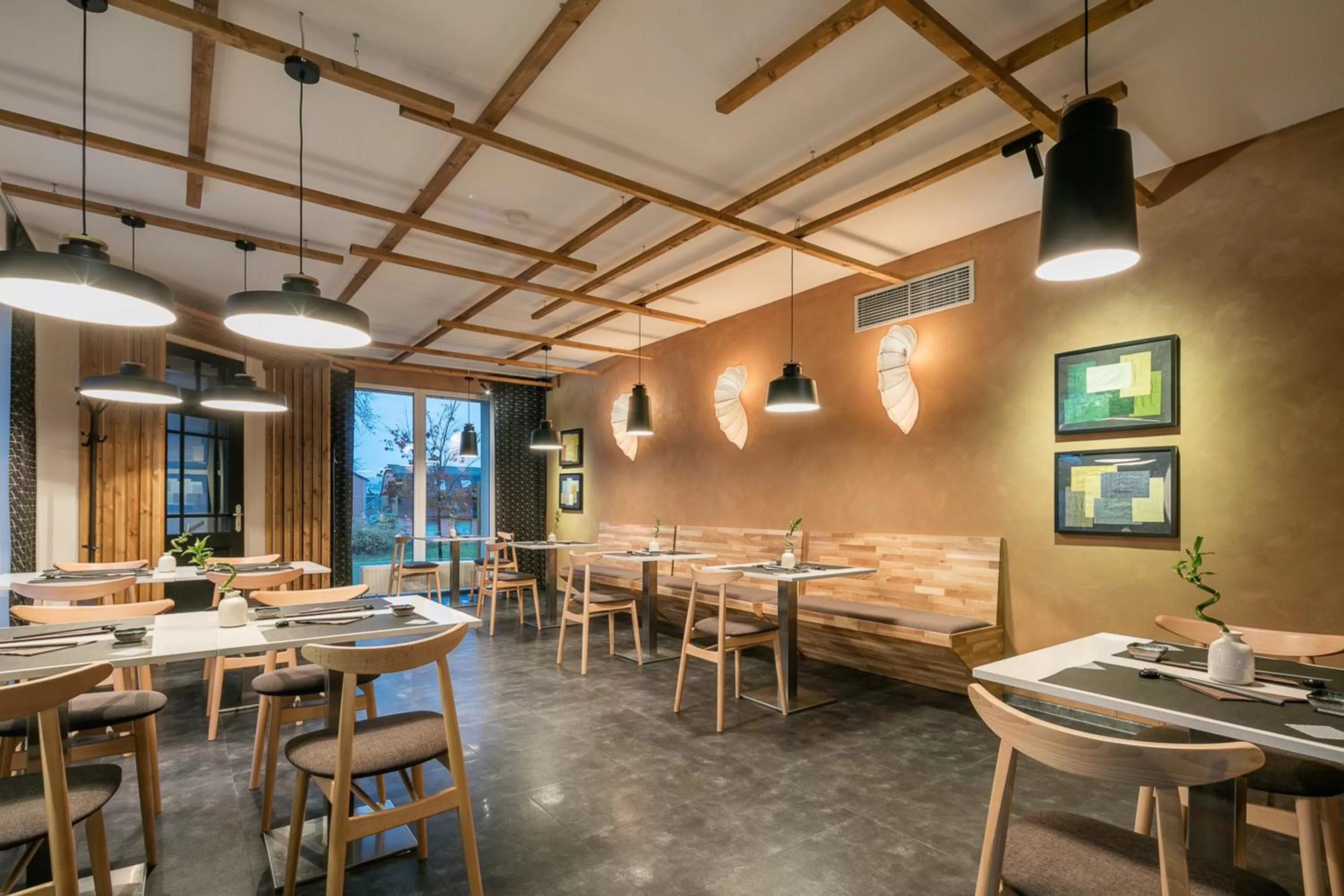 Restaurant/places to eat in Pytloun Design Self Check-in Hotel