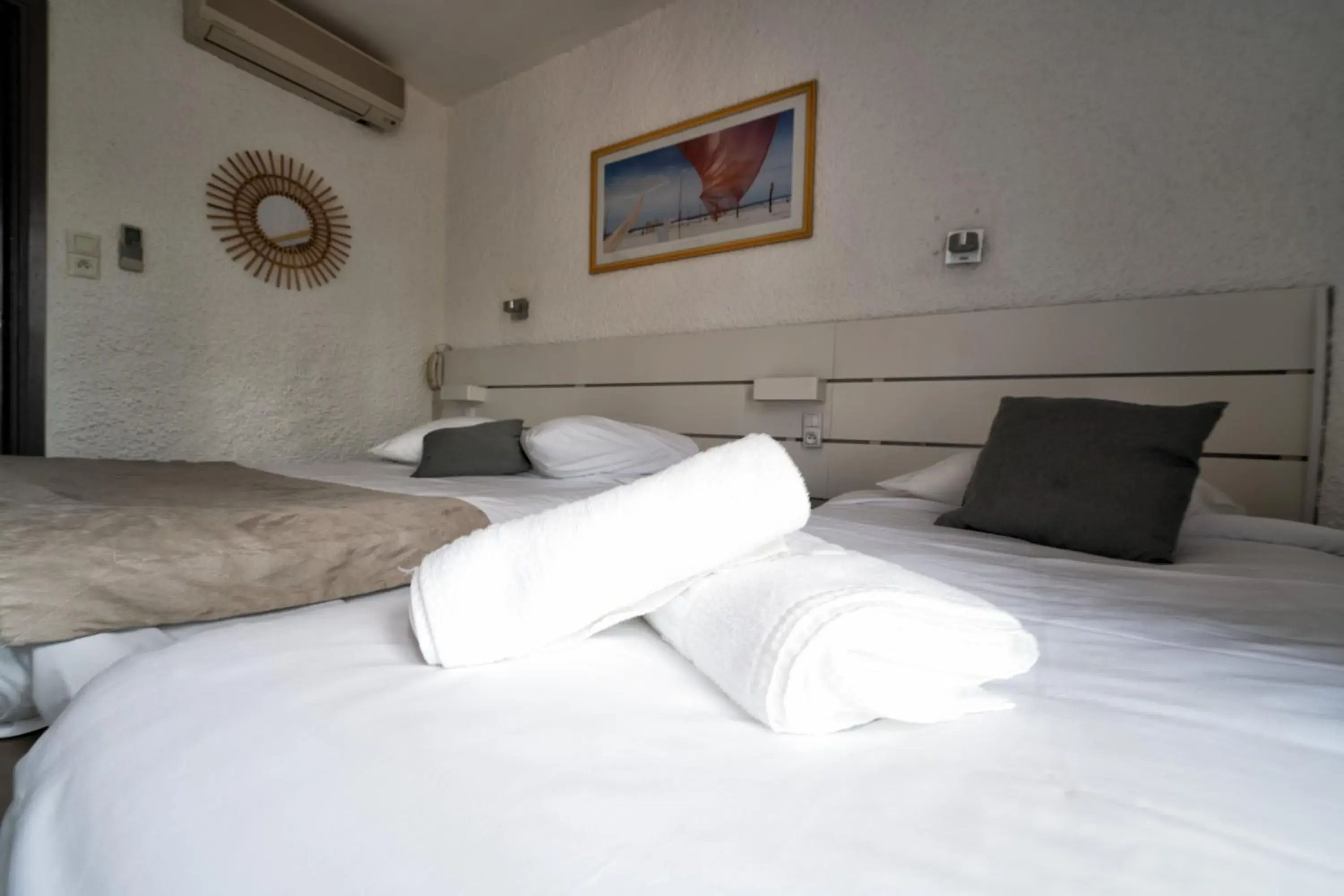 Bed in Hotel Aquarius