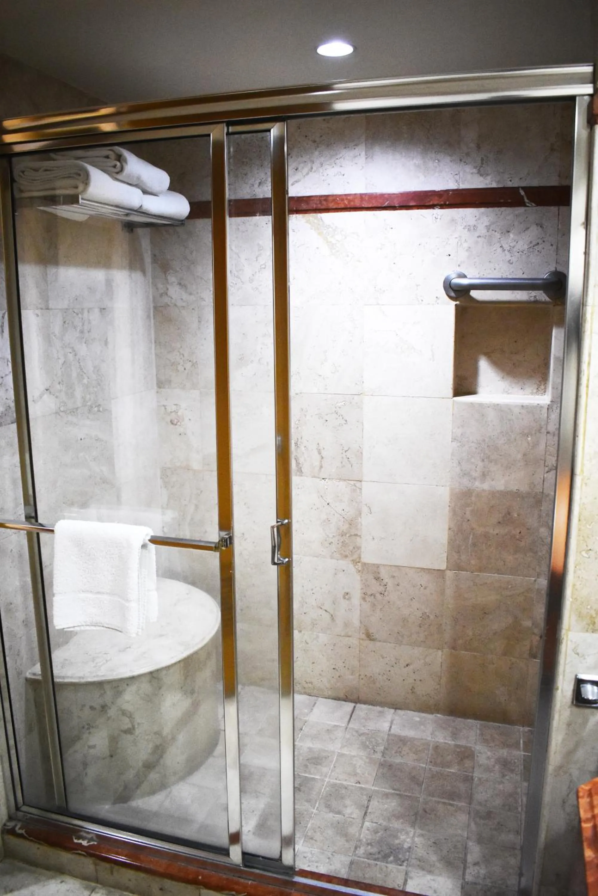 Bathroom in Hotel San Luis Lindavista