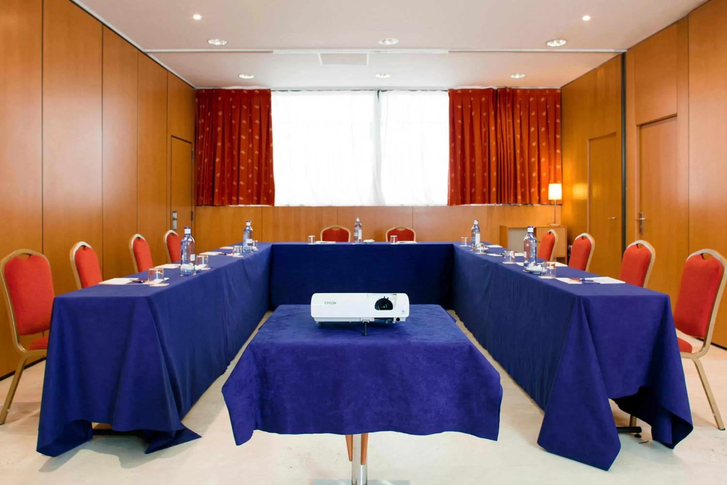 Meeting/conference room, Business Area/Conference Room in Globales de los Reyes