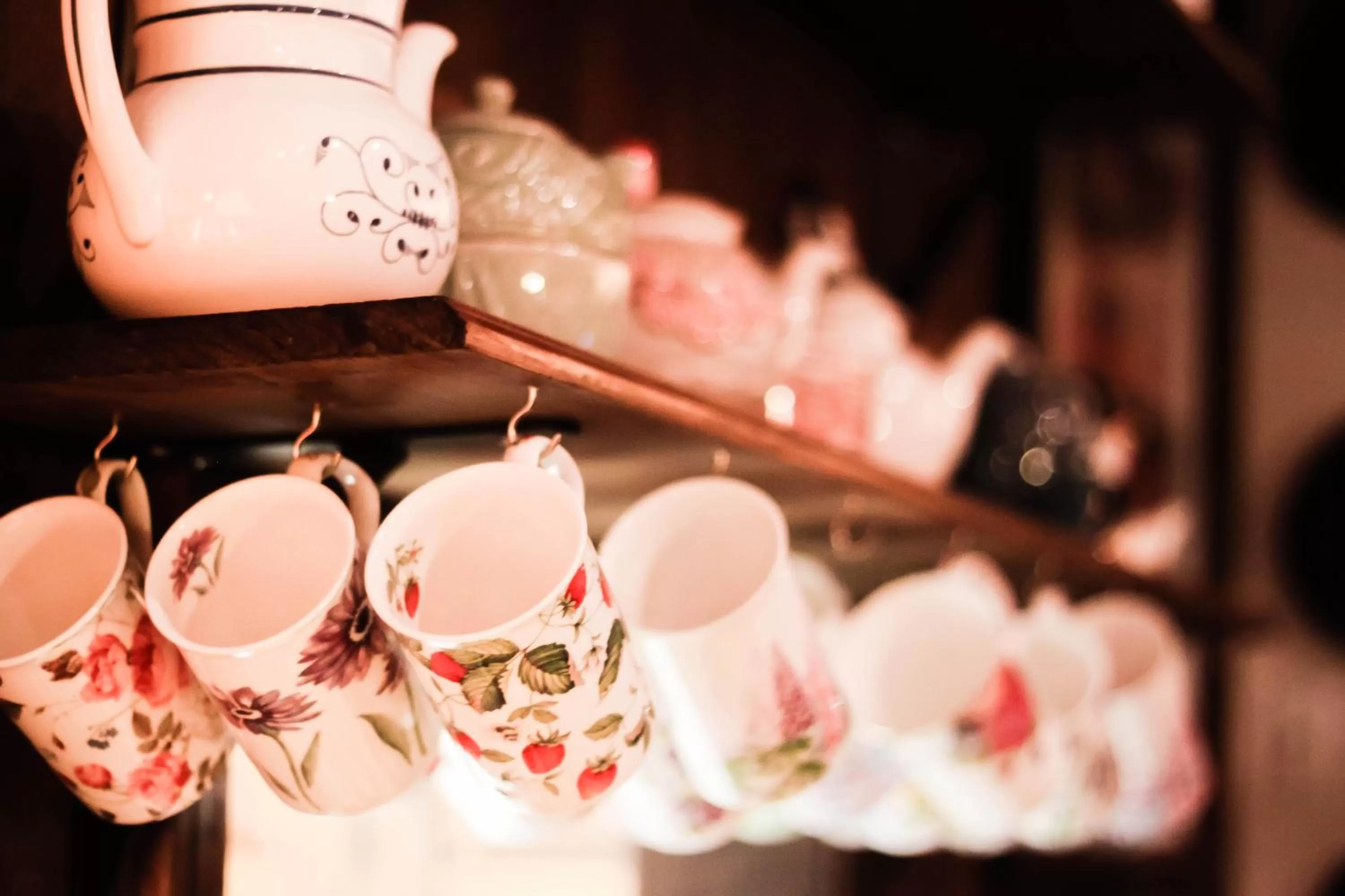 Lounge or bar in Old Saco Inn