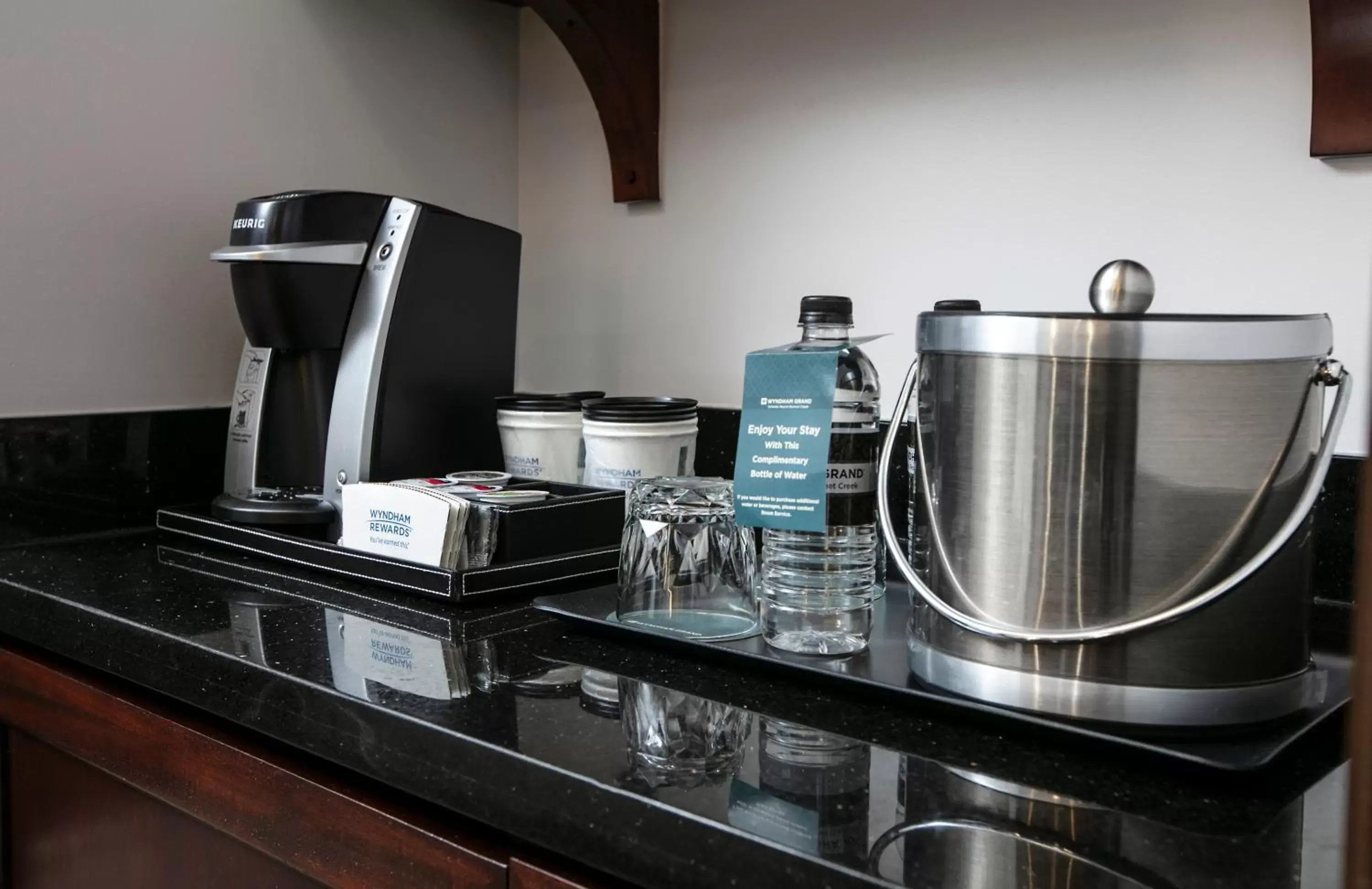 Coffee/tea facilities in Wyndham Grand Orlando Resort Bonnet Creek