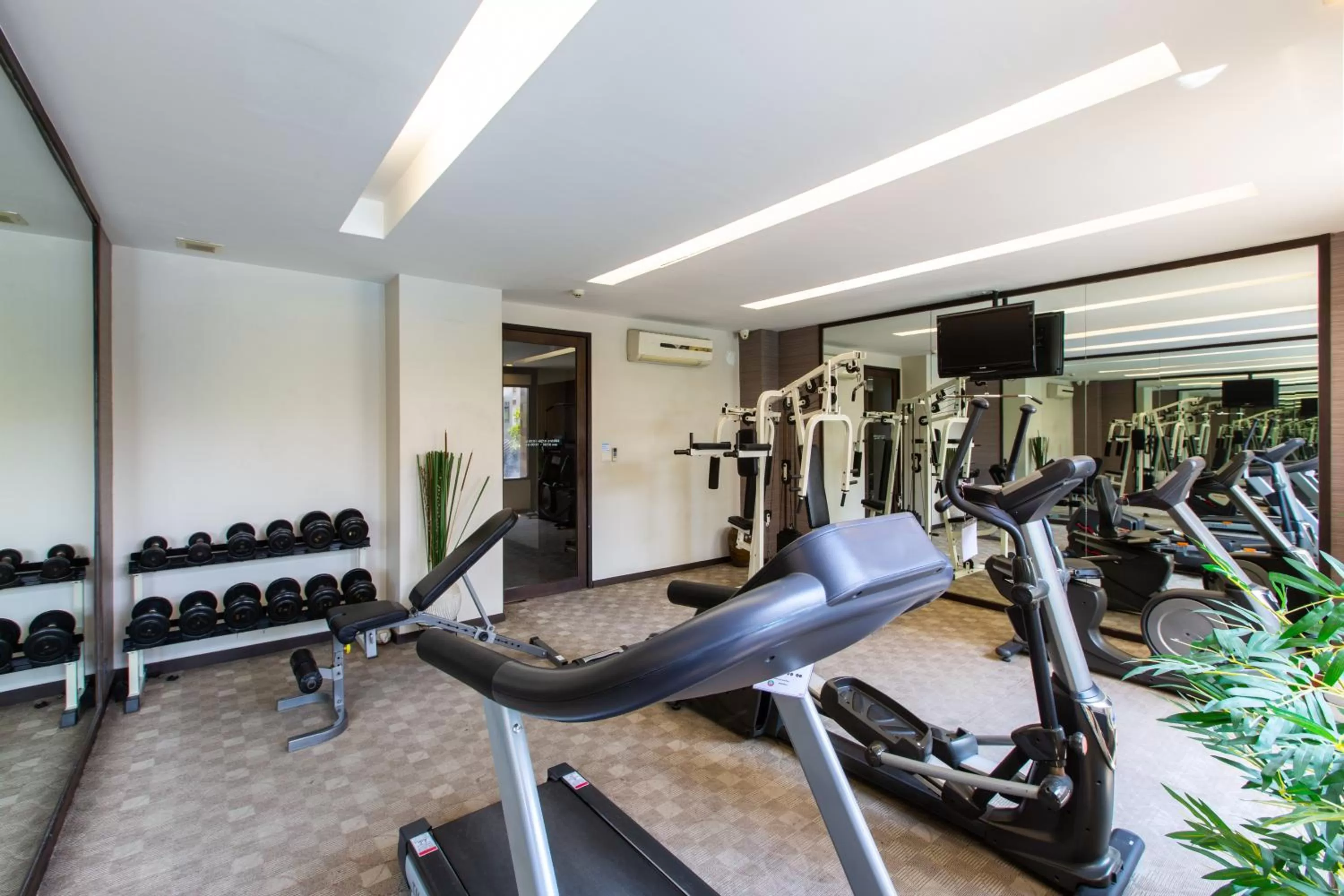 Fitness centre/facilities in Mida Hotel Don Mueang Airport