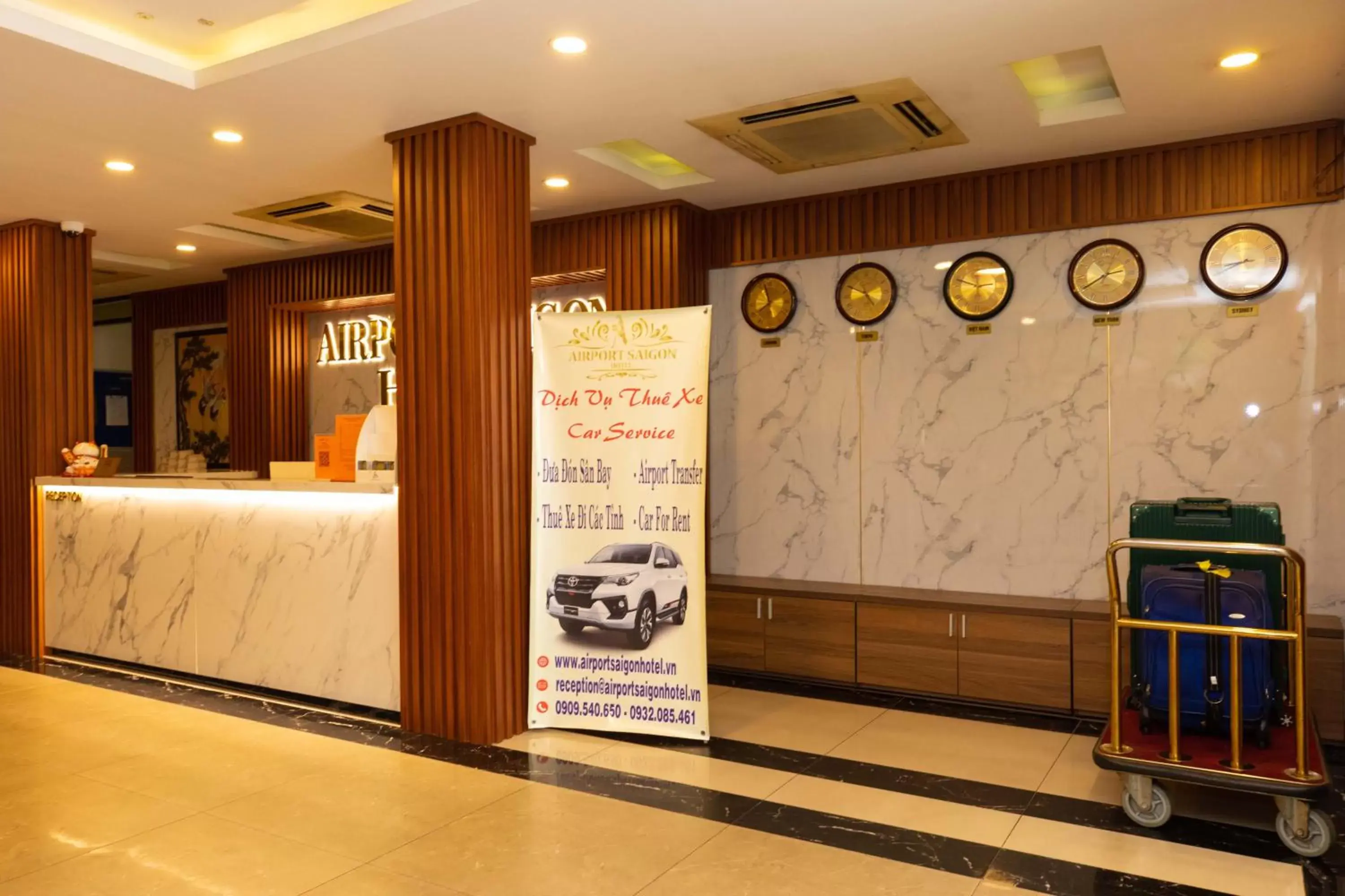 Lobby or reception in Airport Saigon Hotel - Gần ẩm thực đêm chợ Phạm Văn Hai