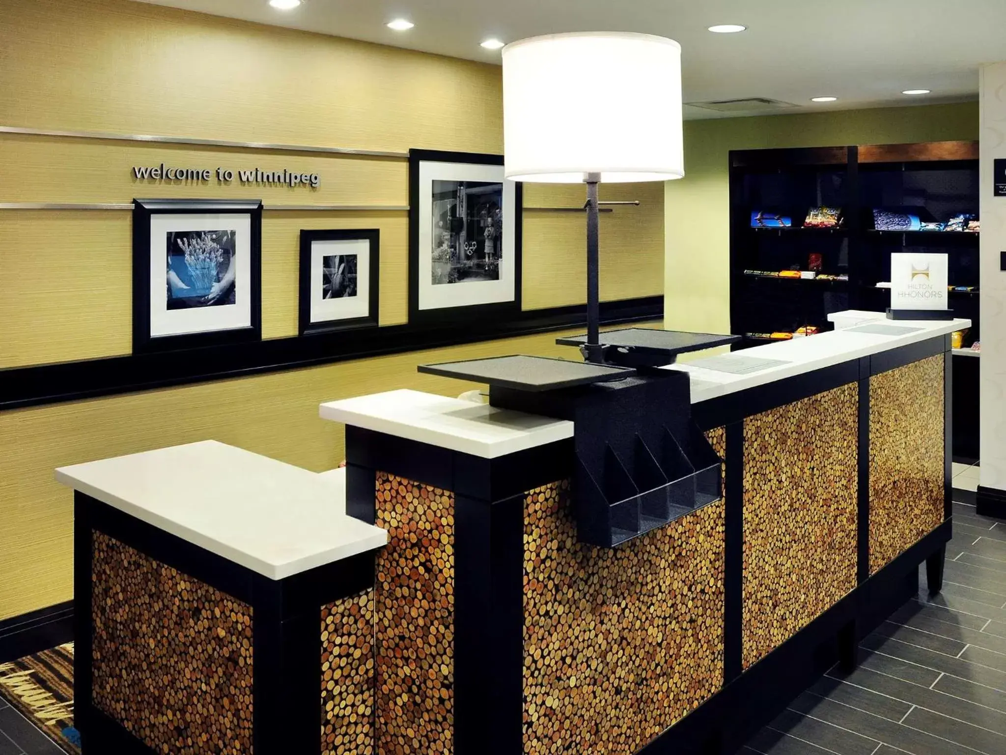 Lobby or reception in Hampton Inn by Hilton Winnipeg