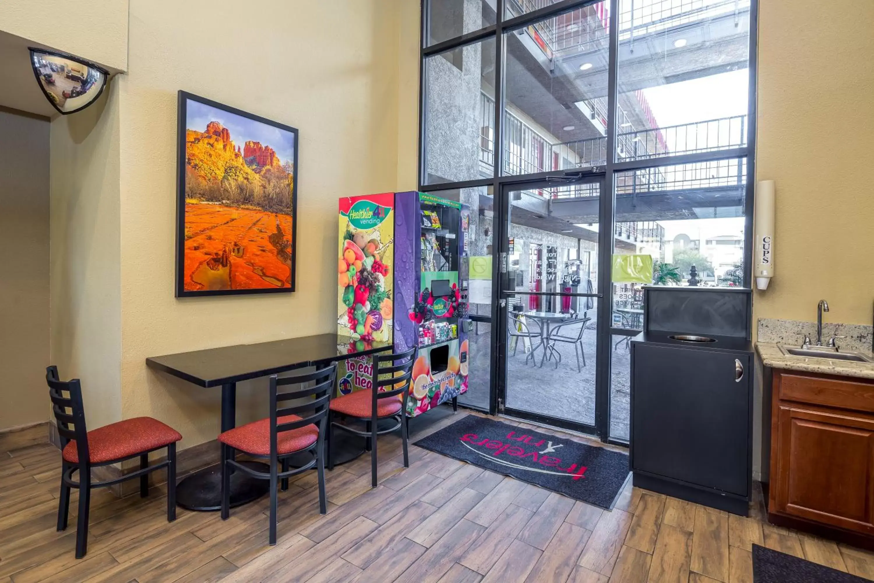 Lobby or reception in Travelers Inn - Phoenix