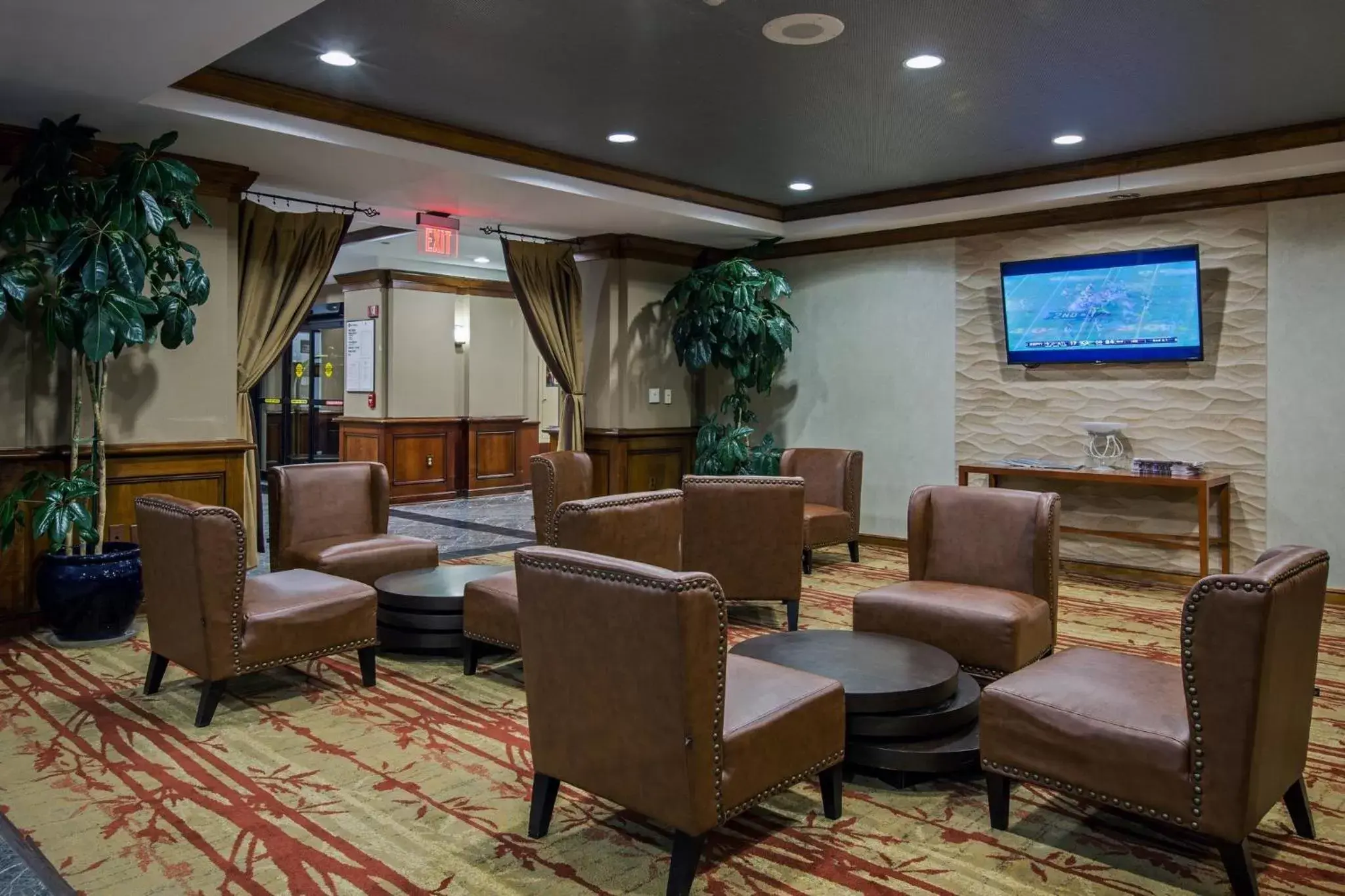 Property building, Lounge/Bar in Crowne Plaza Newark Airport, an IHG Hotel