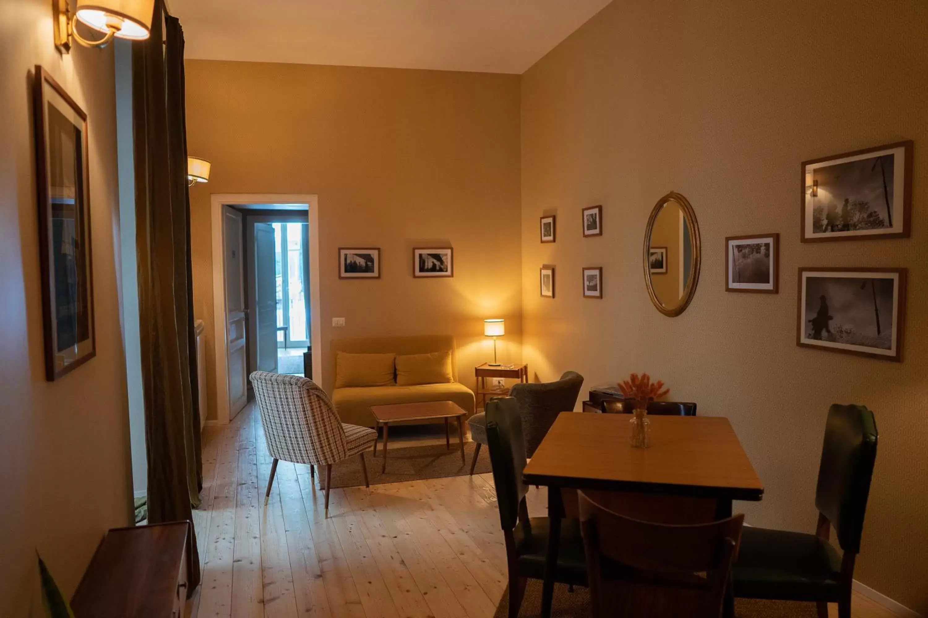 Dining Area in Casa Vayu - Rooms & Garden