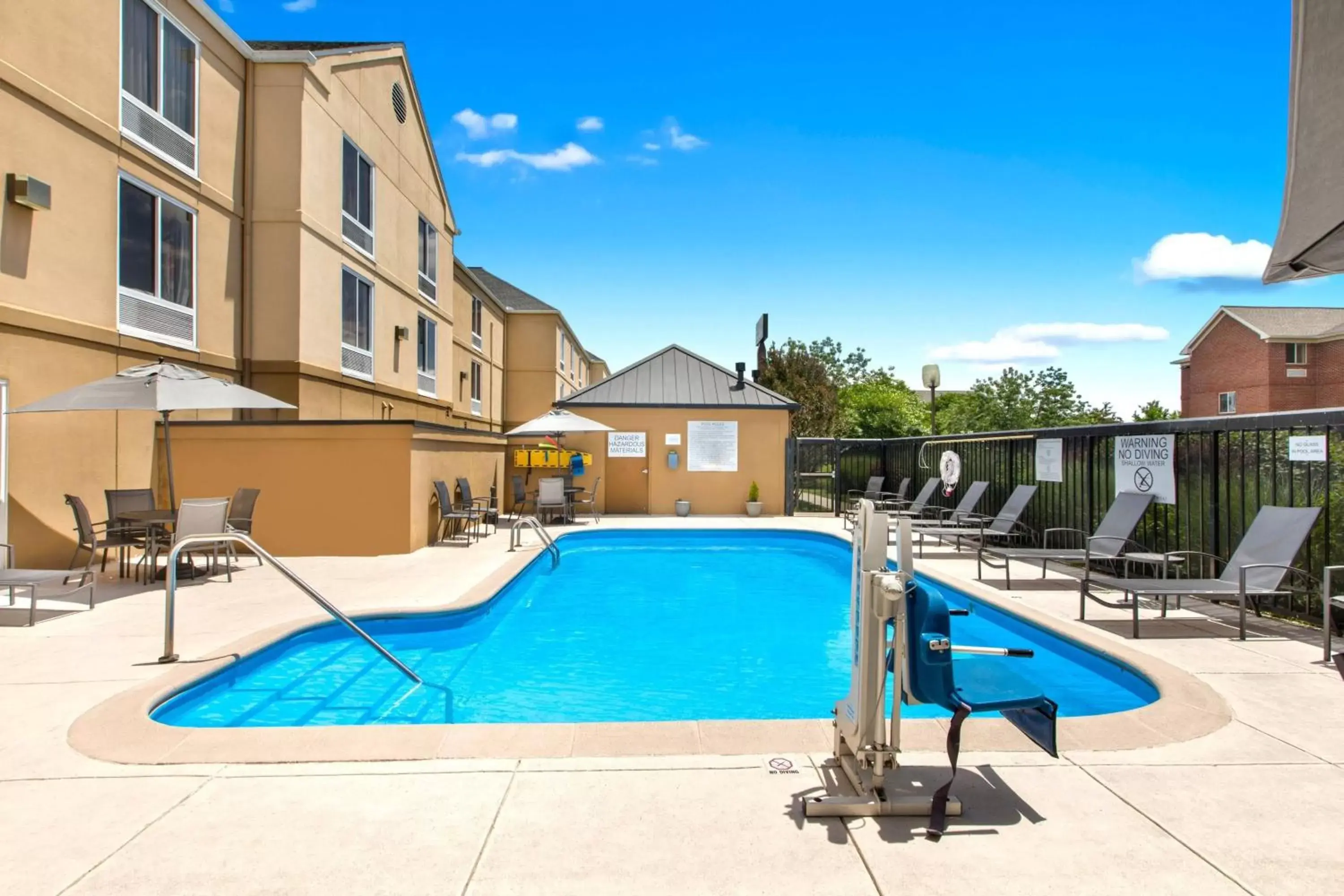 Swimming Pool in Fairfield Inn by Marriott Evansville East