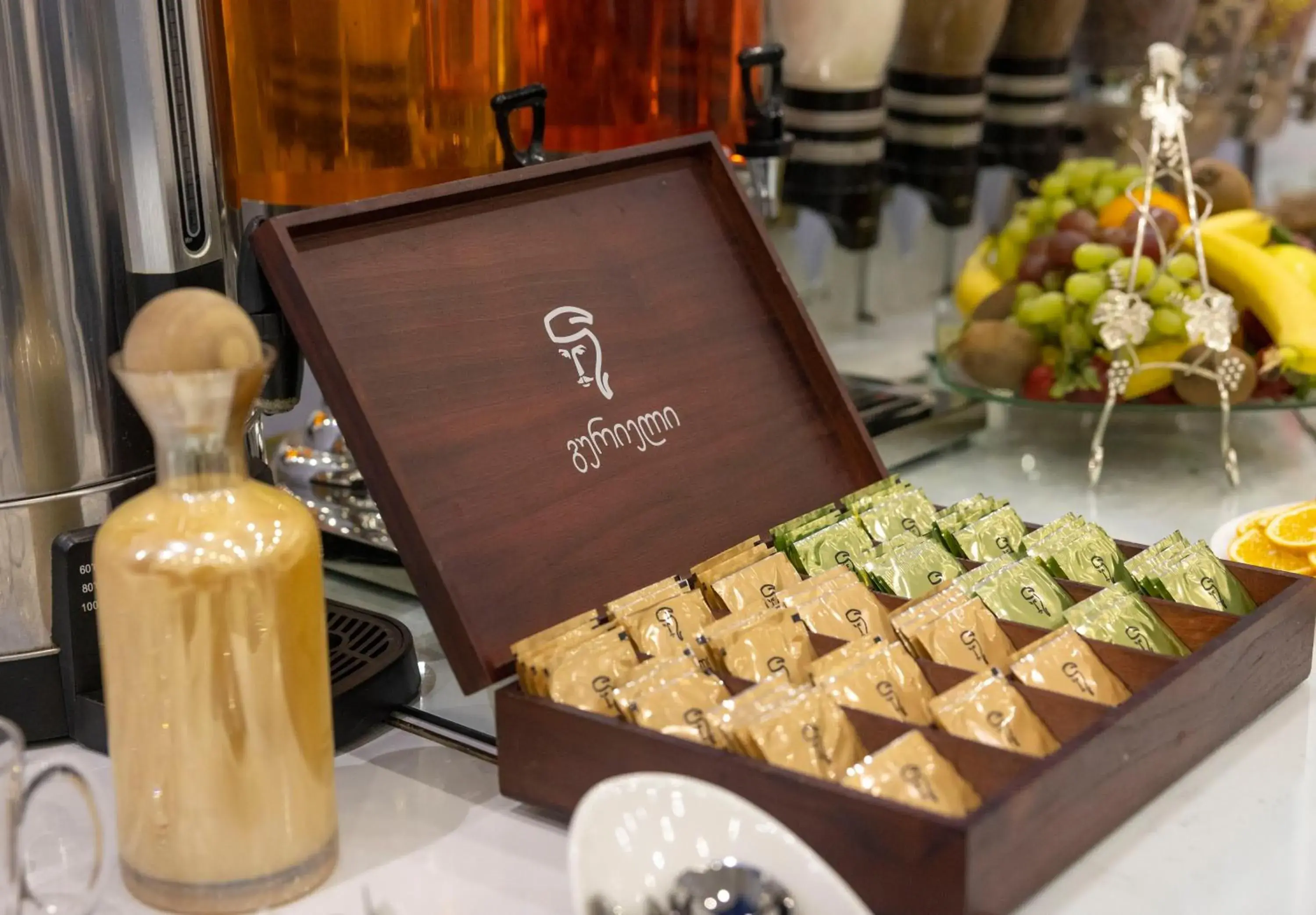 Coffee/tea facilities in Hotel Grand Palace