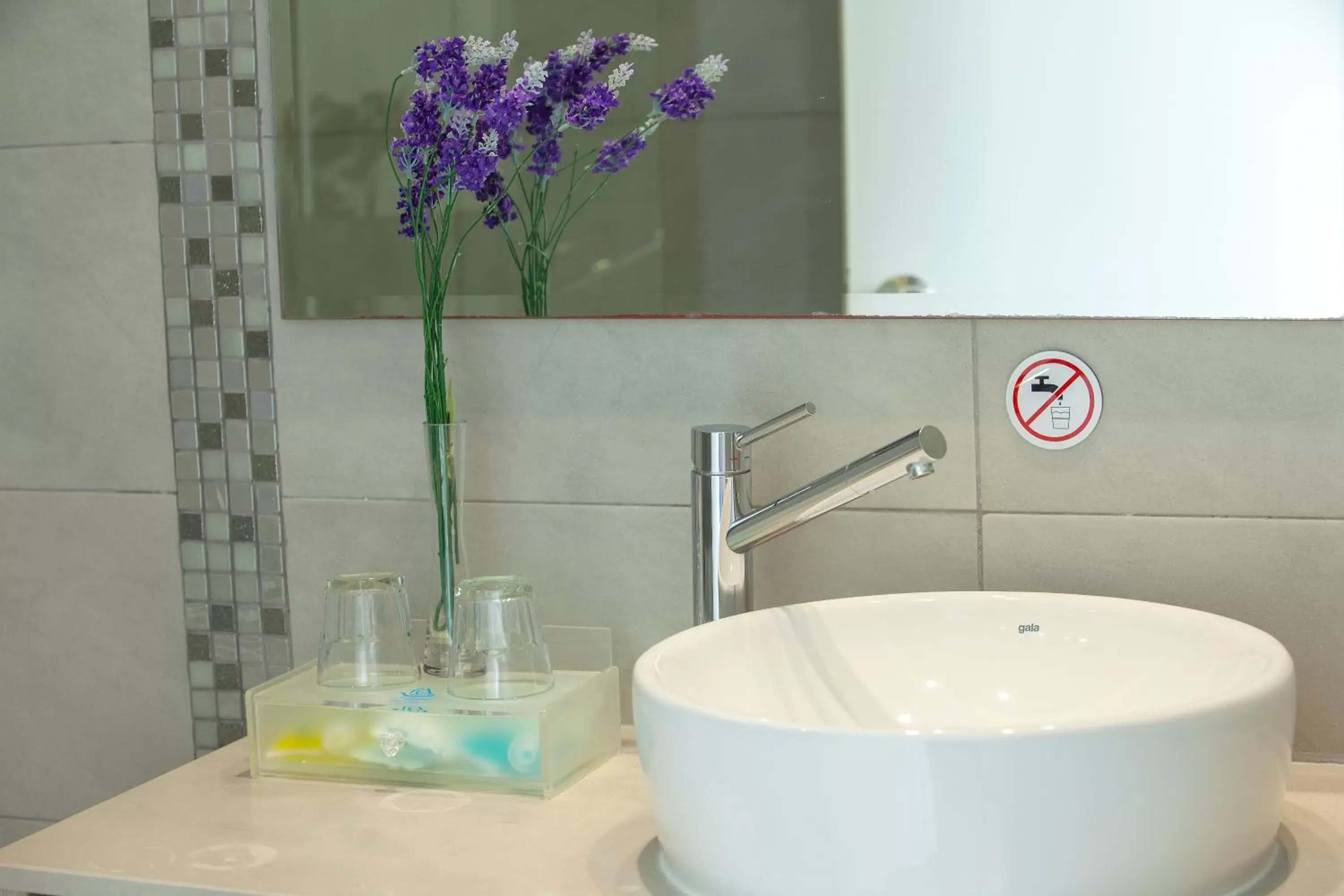 Bathroom in Limanaki Beach Hotel & Suites