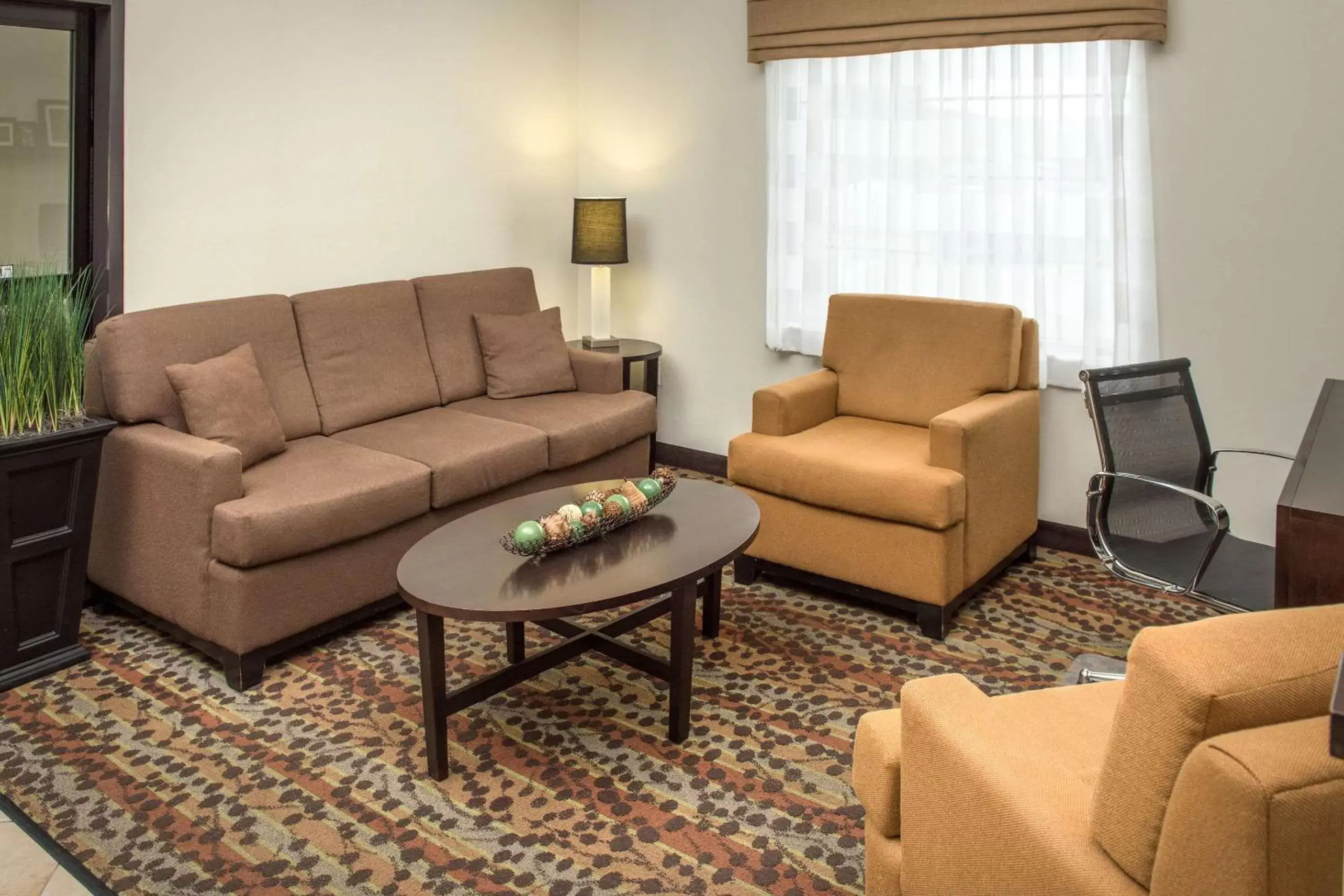 Lobby or reception, Seating Area in Sleep Inn & Suites Cross Lanes - South Charleston