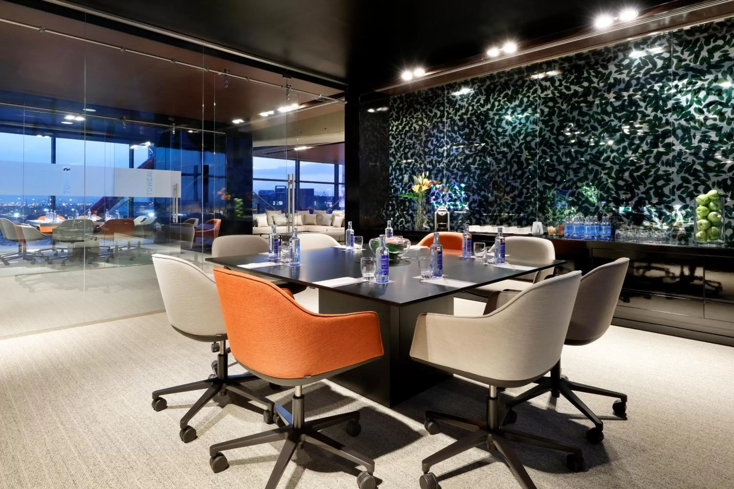 Meeting/conference room, Restaurant/Places to Eat in Hyatt Regency Barcelona Tower