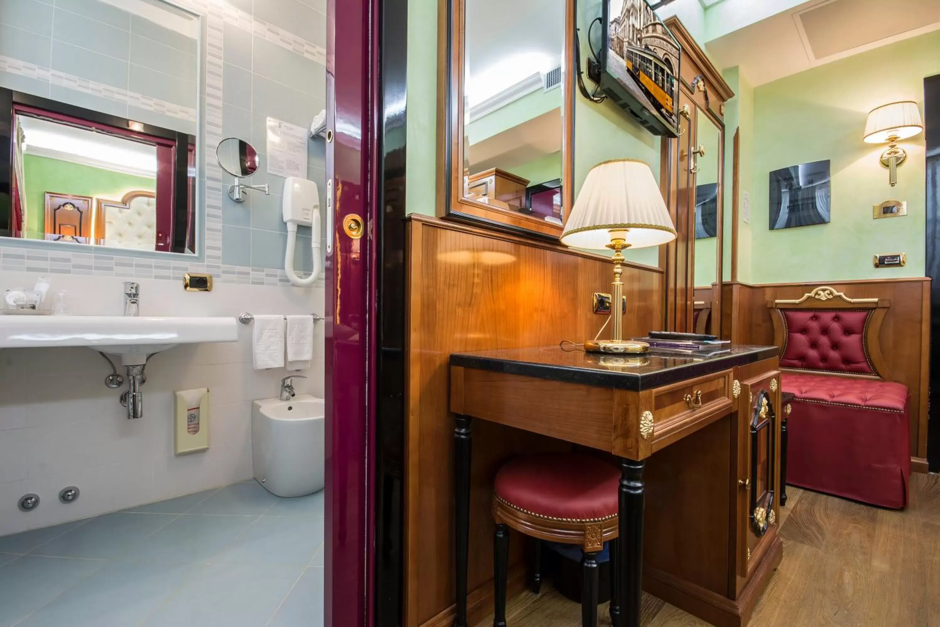 Bathroom in Hotel Vittoria