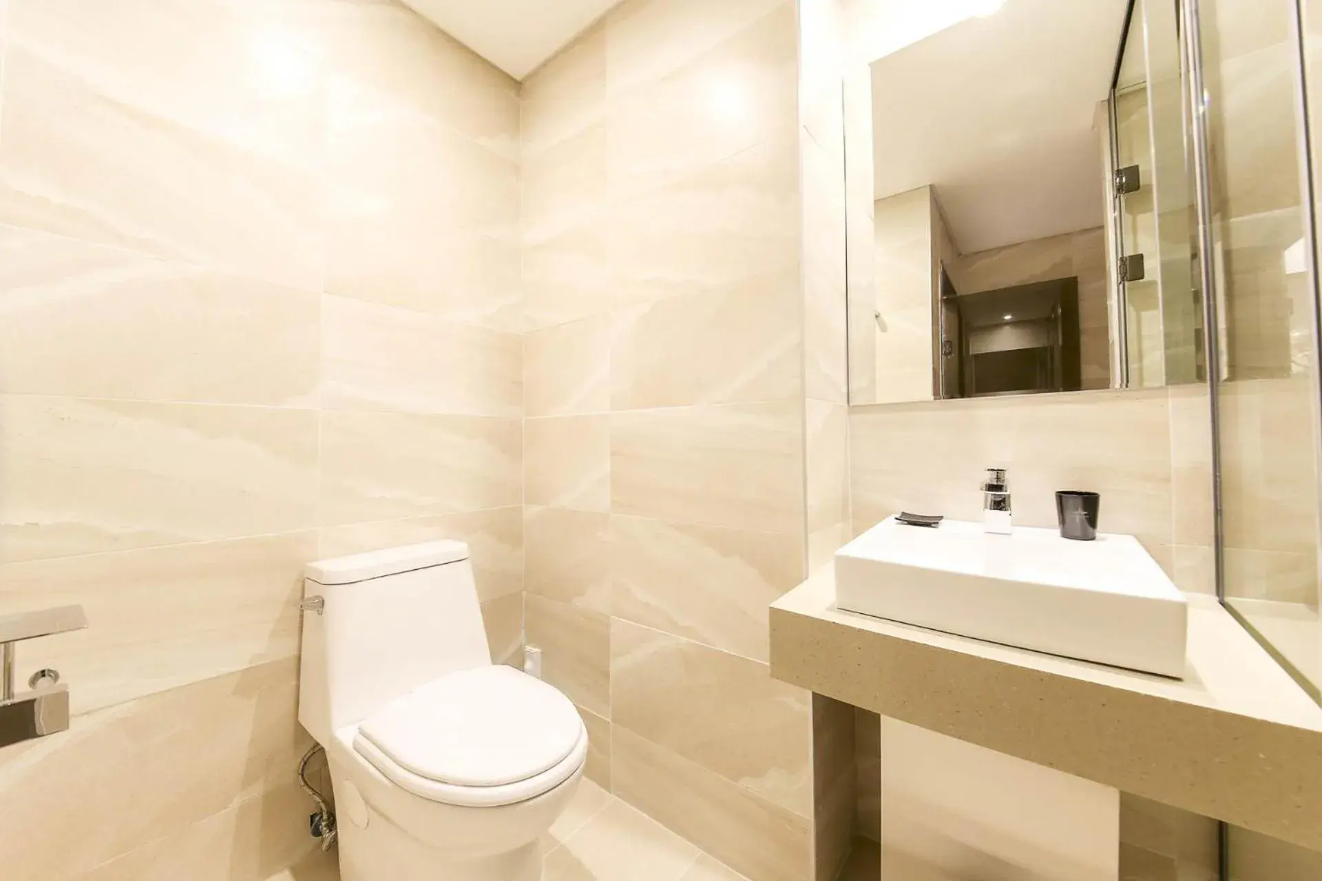 Toilet, Bathroom in Hotel Star Premier Yeoksam