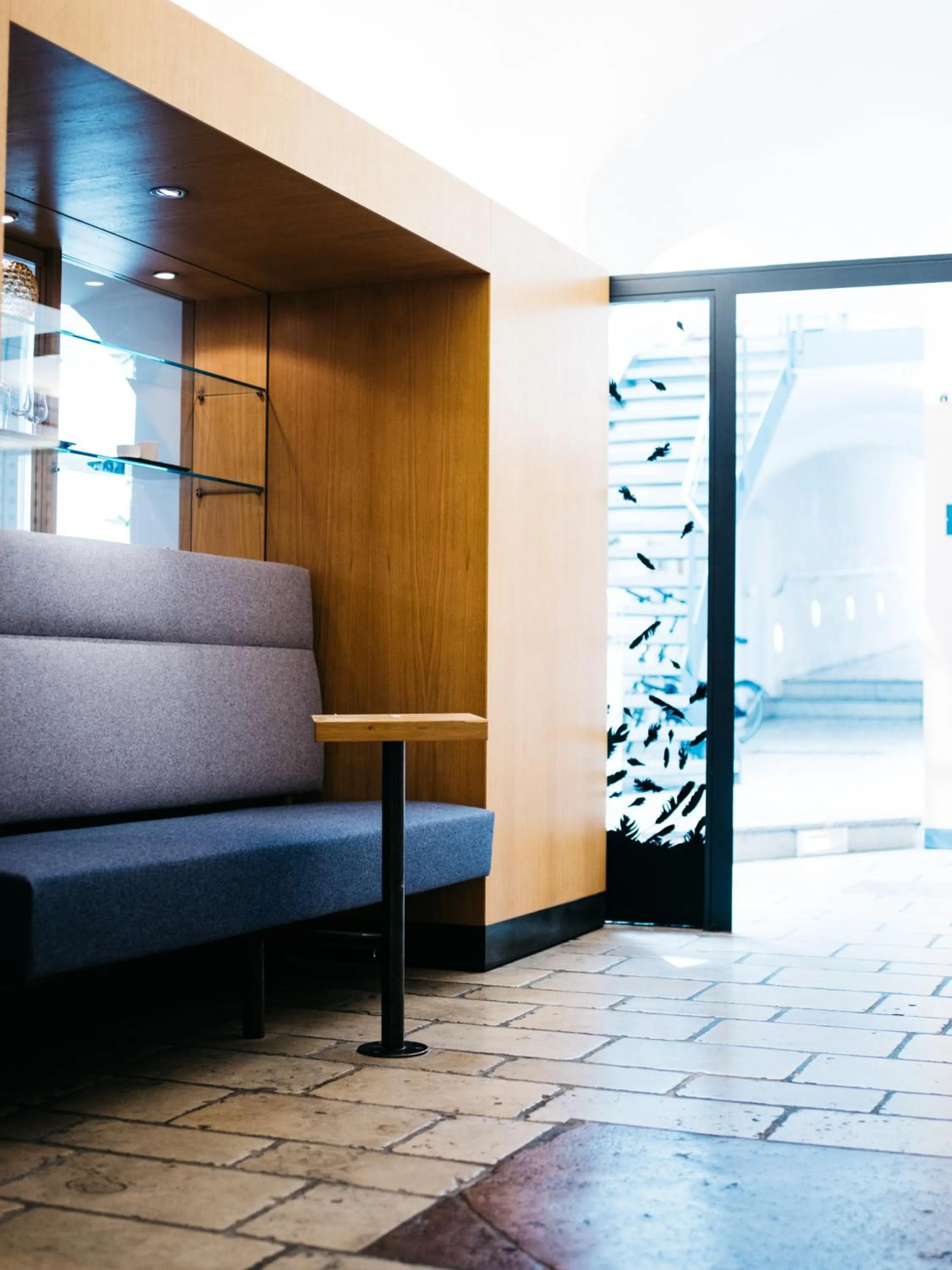 Restaurant/places to eat in artHotel Blaue Gans