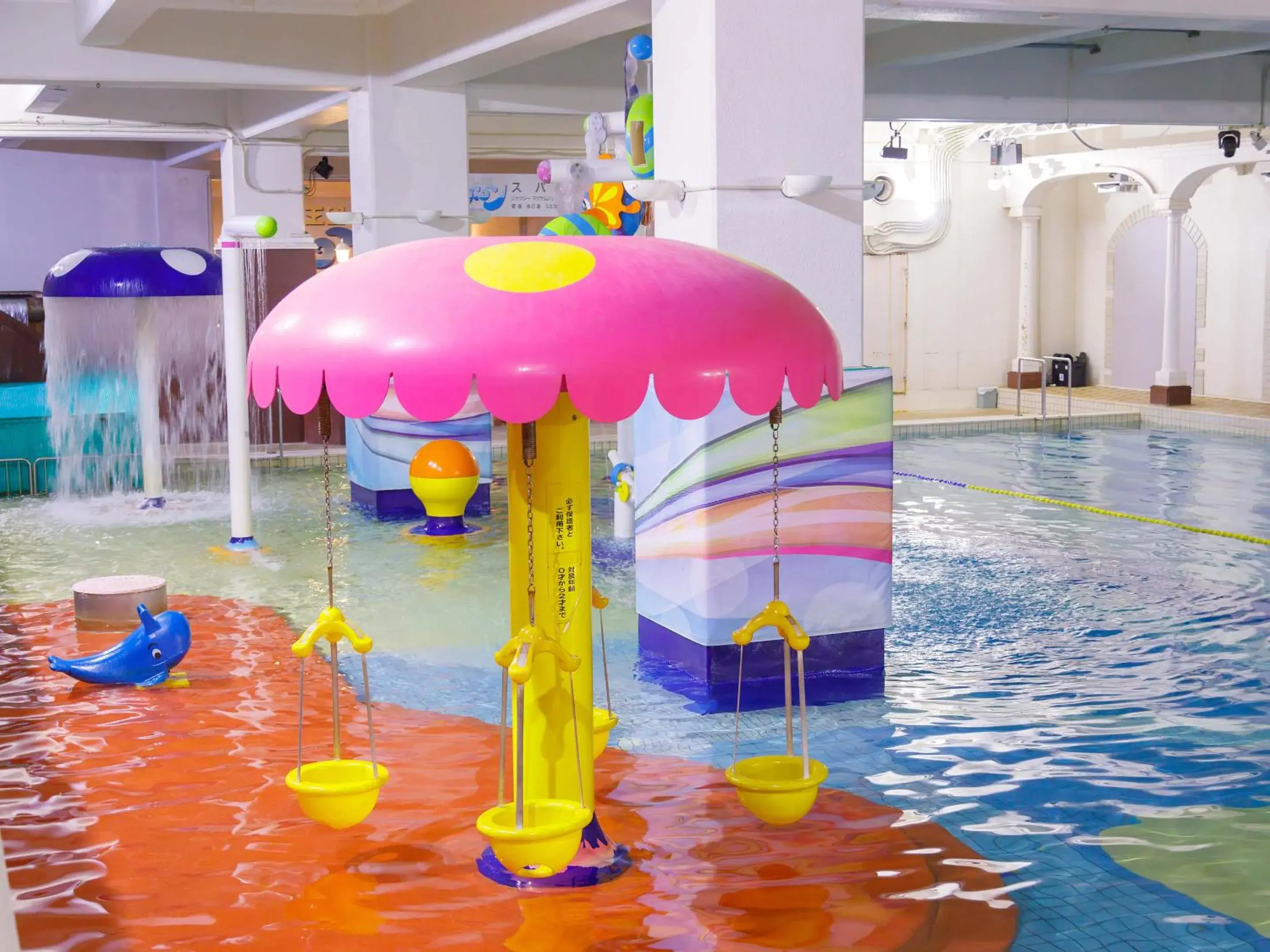 Swimming pool in Jozankei View Hotel Swimming pool in Jozankei View Hotel