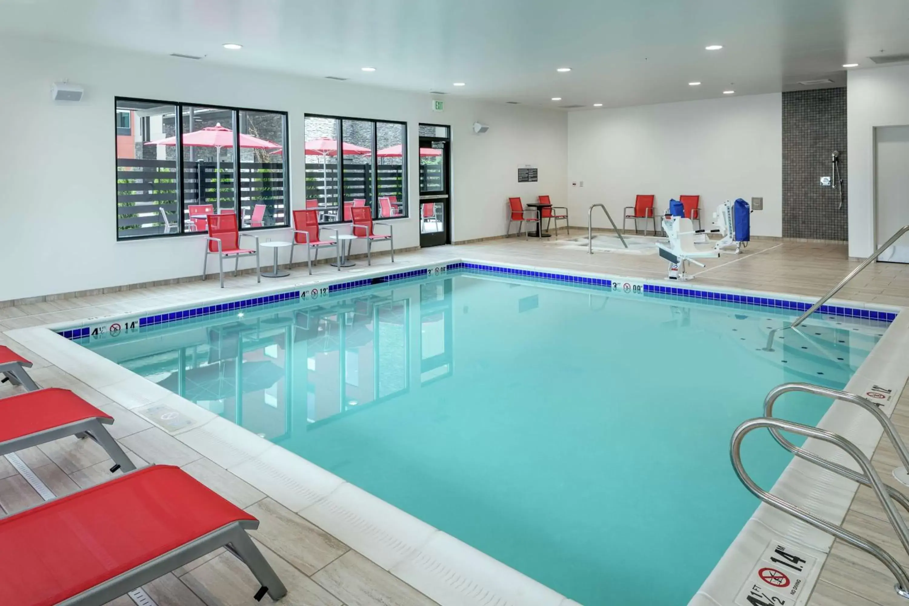 Pool view, Swimming Pool in Hilton Garden Inn Wenatchee, Wa