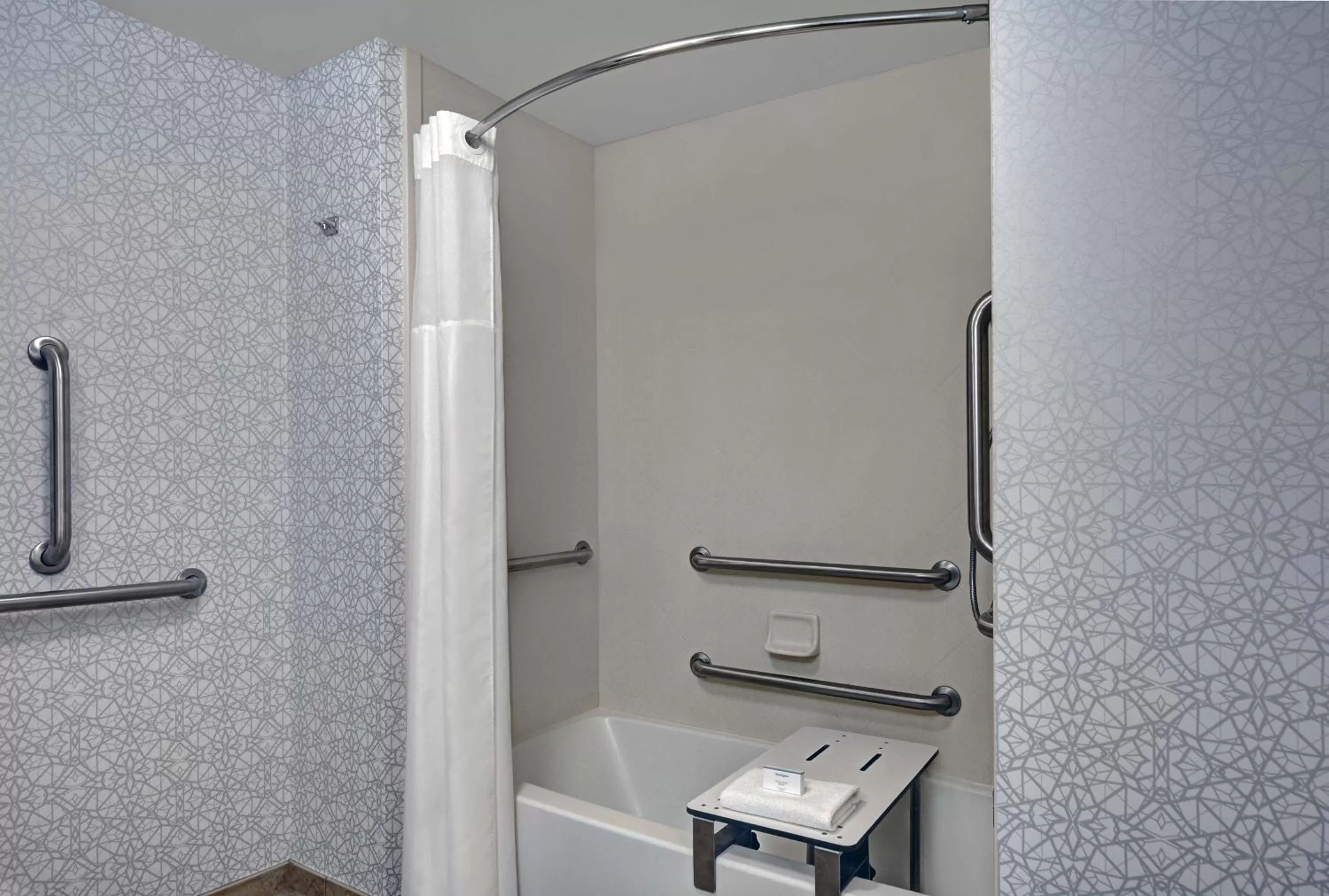 Bathroom in Hampton Inn Bath - Brunswick Area , ME