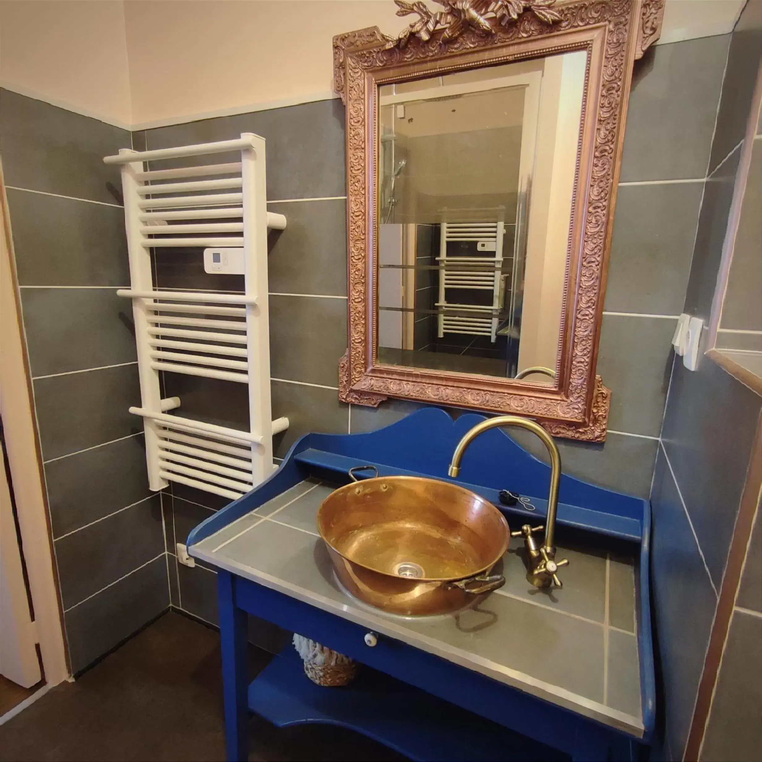 Bathroom in Château Saint-Martin